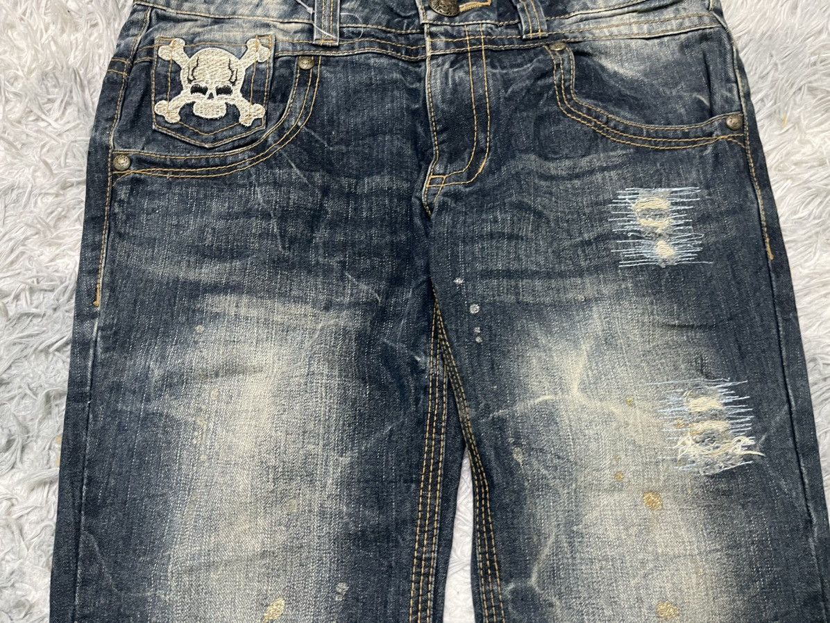 20471120 2000s JAPANESE-BRAND FLARE EMBROIDERED SKULL JEANS Size US 33 - 5 Thumbnail