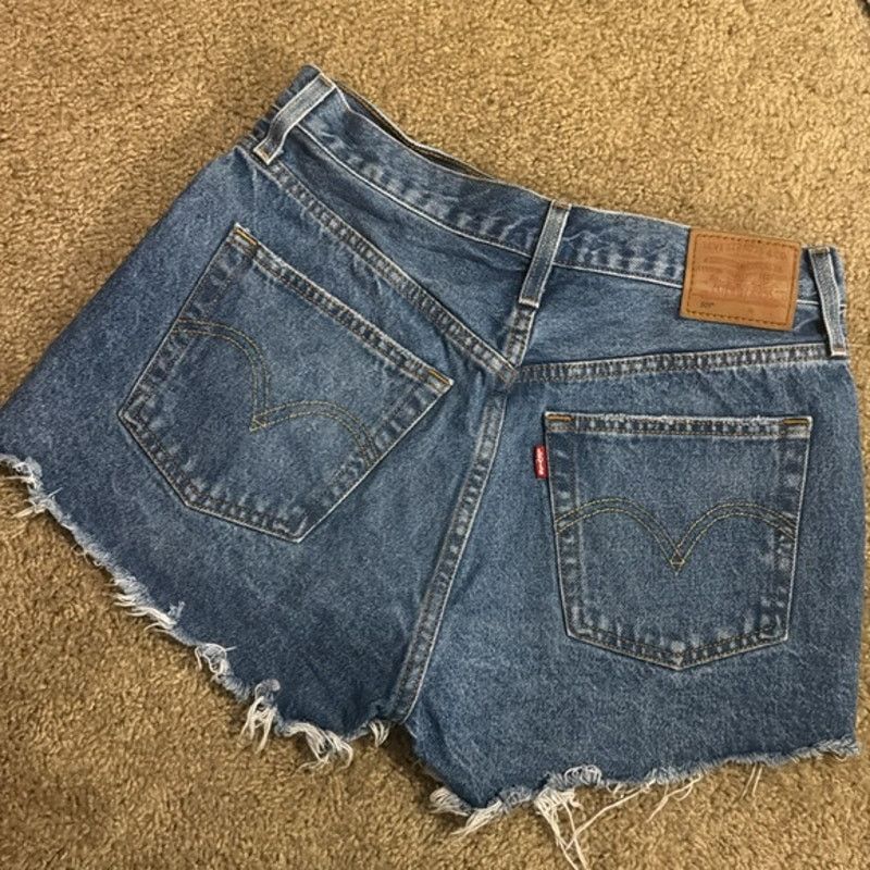 Levi's Levi’s Premium Distressed High Rise Denim Shorts W28 Size 28" / US 6 / IT 42 - 5 Thumbnail