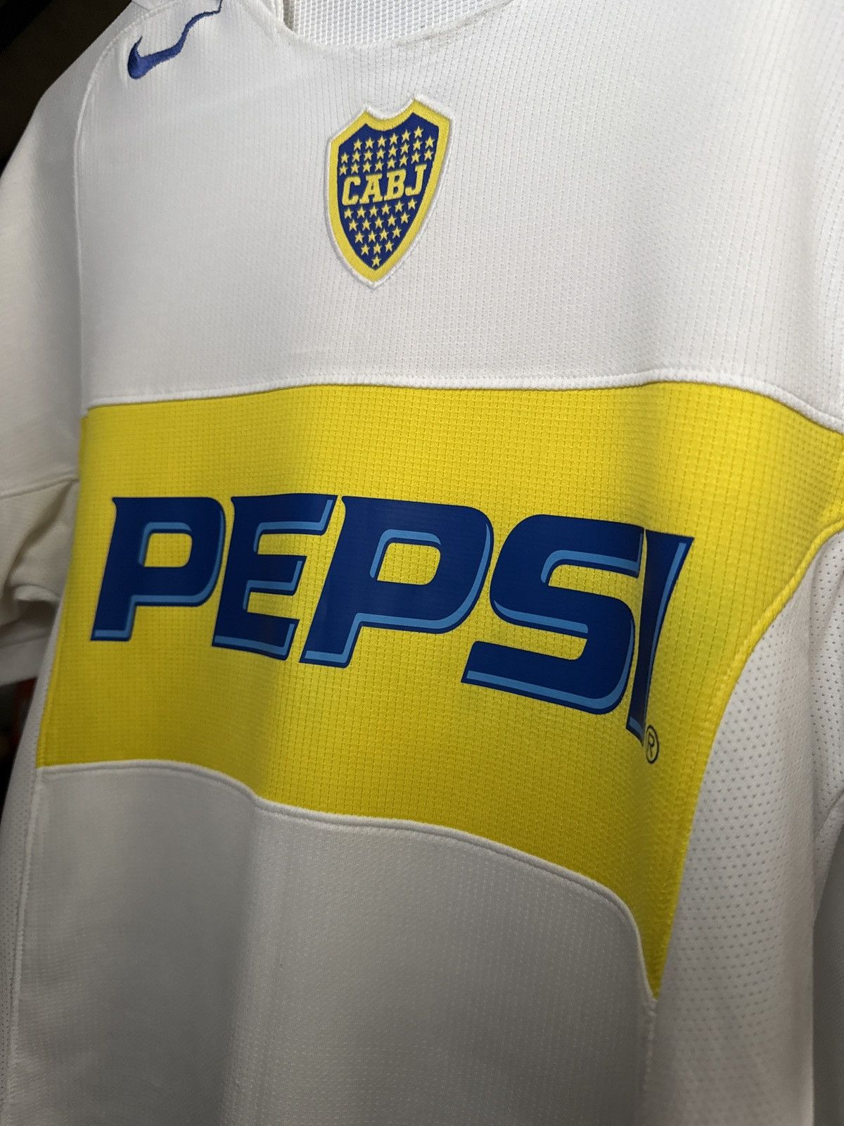 Nike 04/05 Boca Juniors #10 Carlos Tévez Size US M / EU 48-50 / 2 - 4 Thumbnail