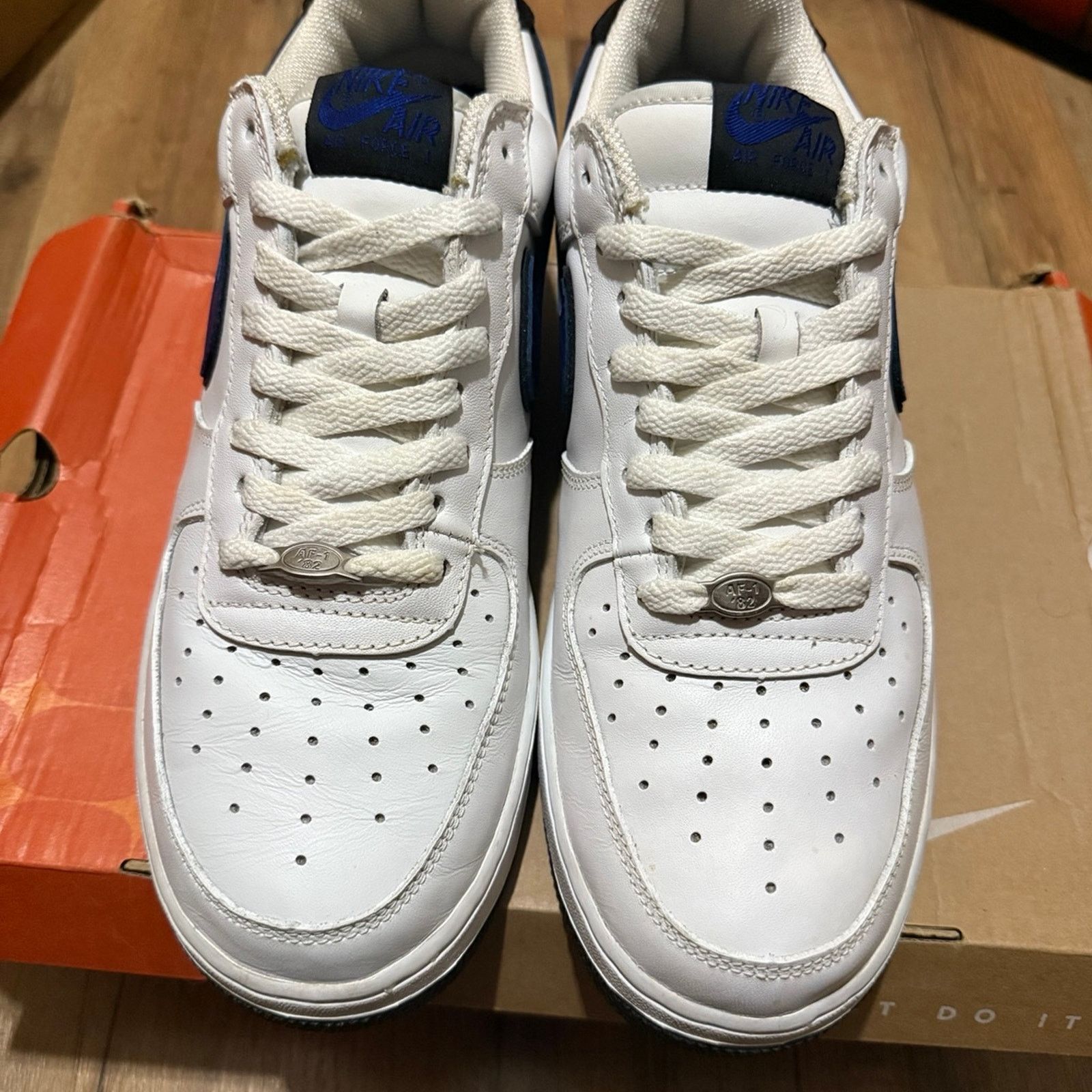Nike 2004 Nike Air Force 1 White Sport Royal Black Size US 11 / EU 44 - 7 Thumbnail
