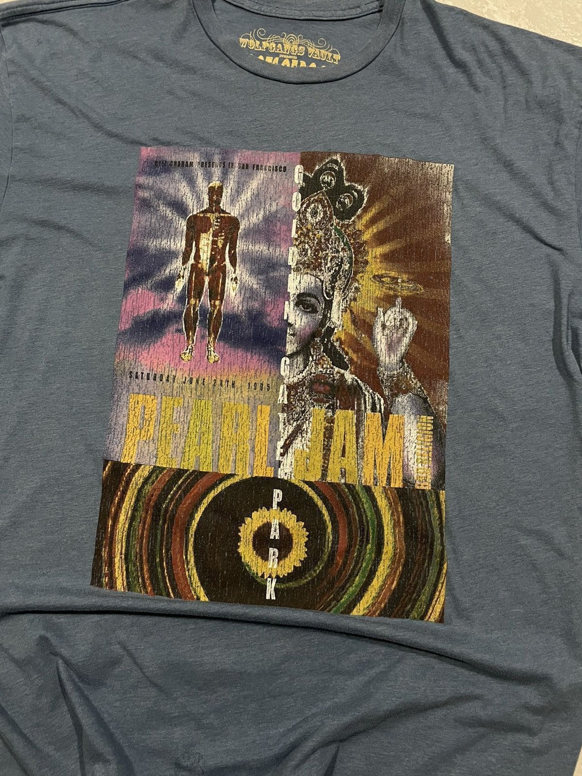 Band Tees Vintage 1995 Pearl Jam Poster Bad Religion T Shirt Size US XL / EU 56 / 4 - 2 Thumbnail