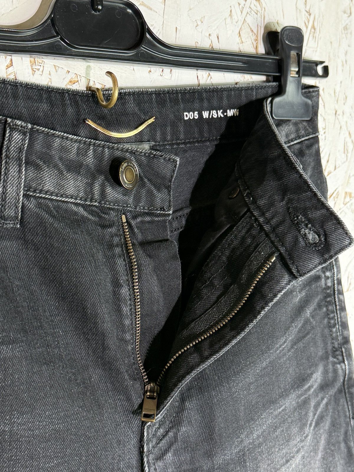 Saint Laurent Paris Saint Laurent Paris SS18 D05 W/SK-MW Black Skinny Jeans 28 Size 28" / US 6 / IT 42 - 6 Thumbnail