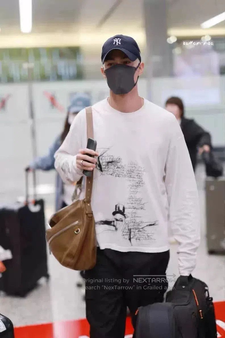Ann Demeulemeester Ann Demeulemeester Sketchbook Boxy Long Sleeve T. Size M / US 6-8 / IT 42-44 - 5 Thumbnail