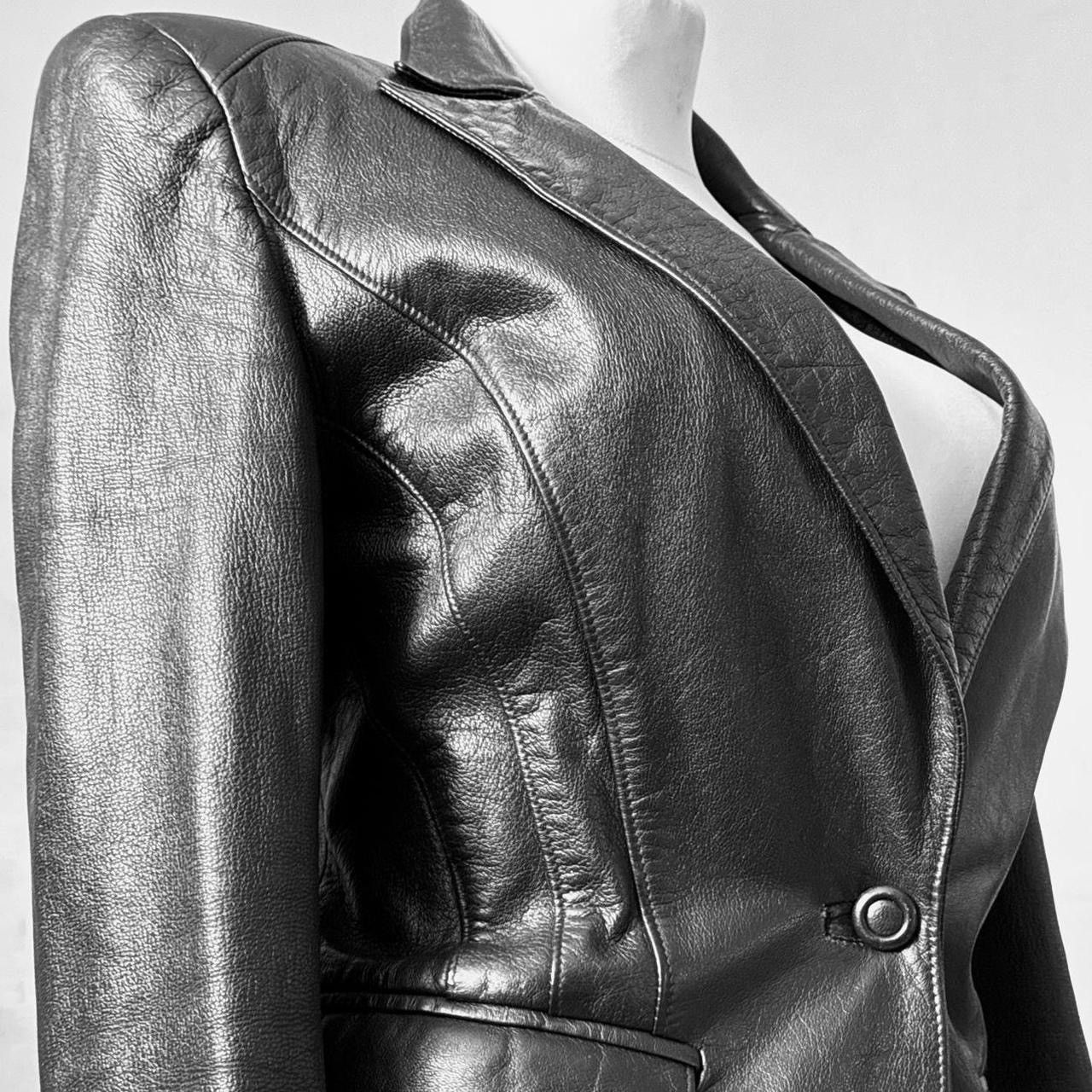 Vintage Iconic leather fitted jacket with big shoulders Size M / US 6-8 / IT 42-44 - 3 Thumbnail