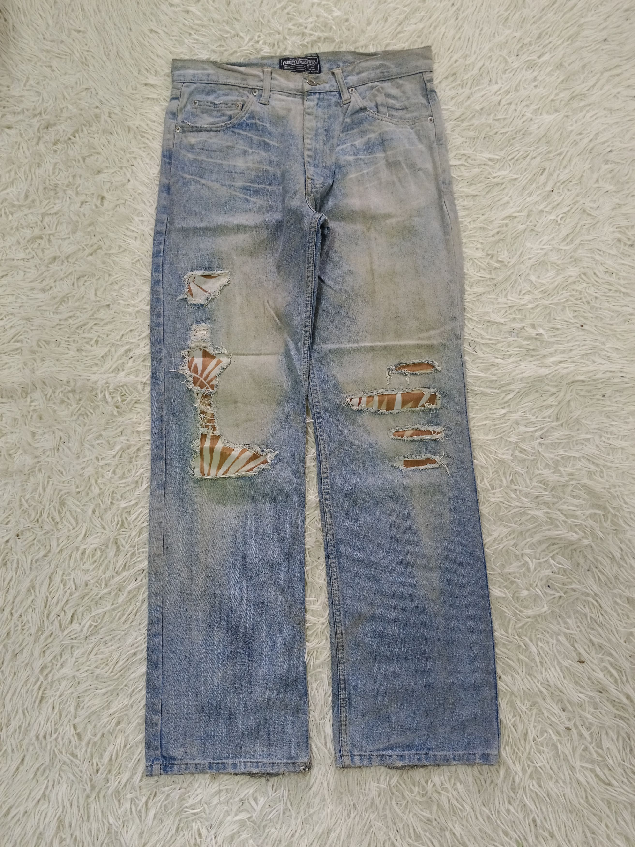Japanese Brand DiSTRESSED RUSTY JAPANESE BRAND PACTHWORK FREEBEAT Size US 32 / EU 48 - 1 Thumbnail