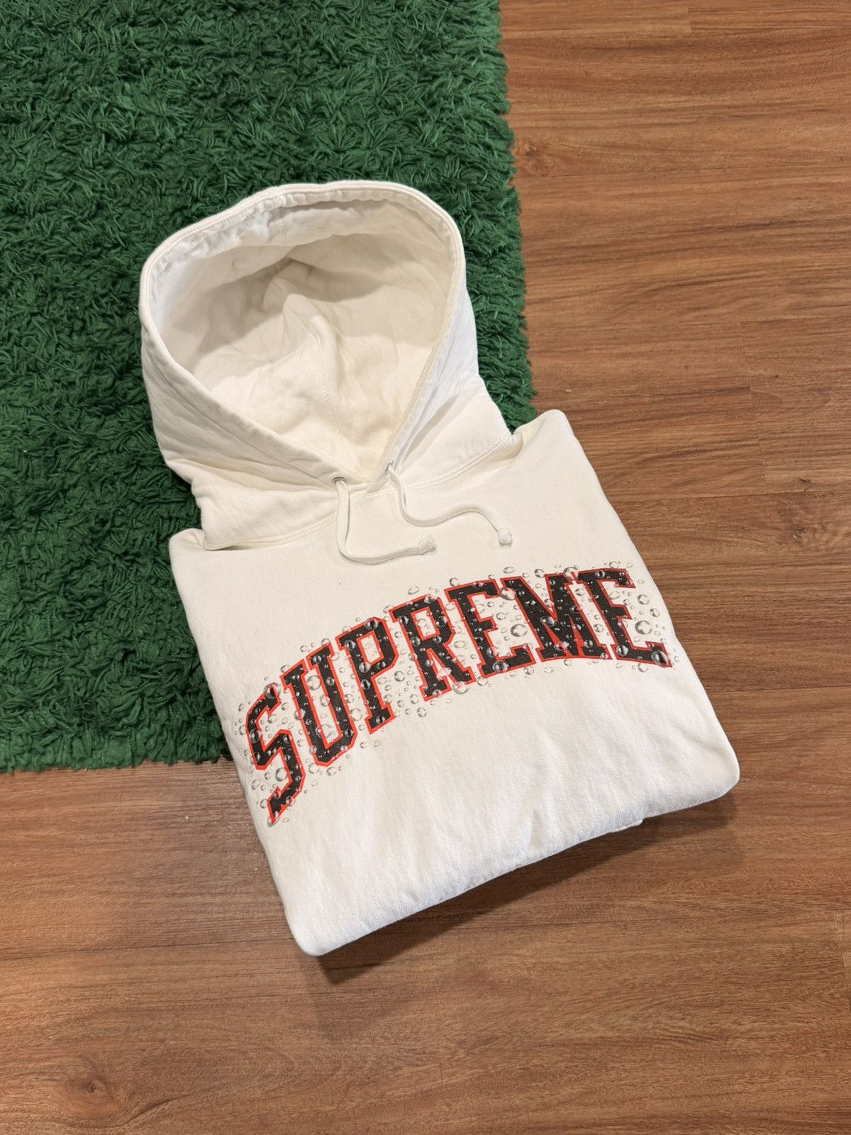 Supreme Supreme Water Arc Logo Hoodie - Medium Size US M / EU 48-50 / 2 - 1 Thumbnail
