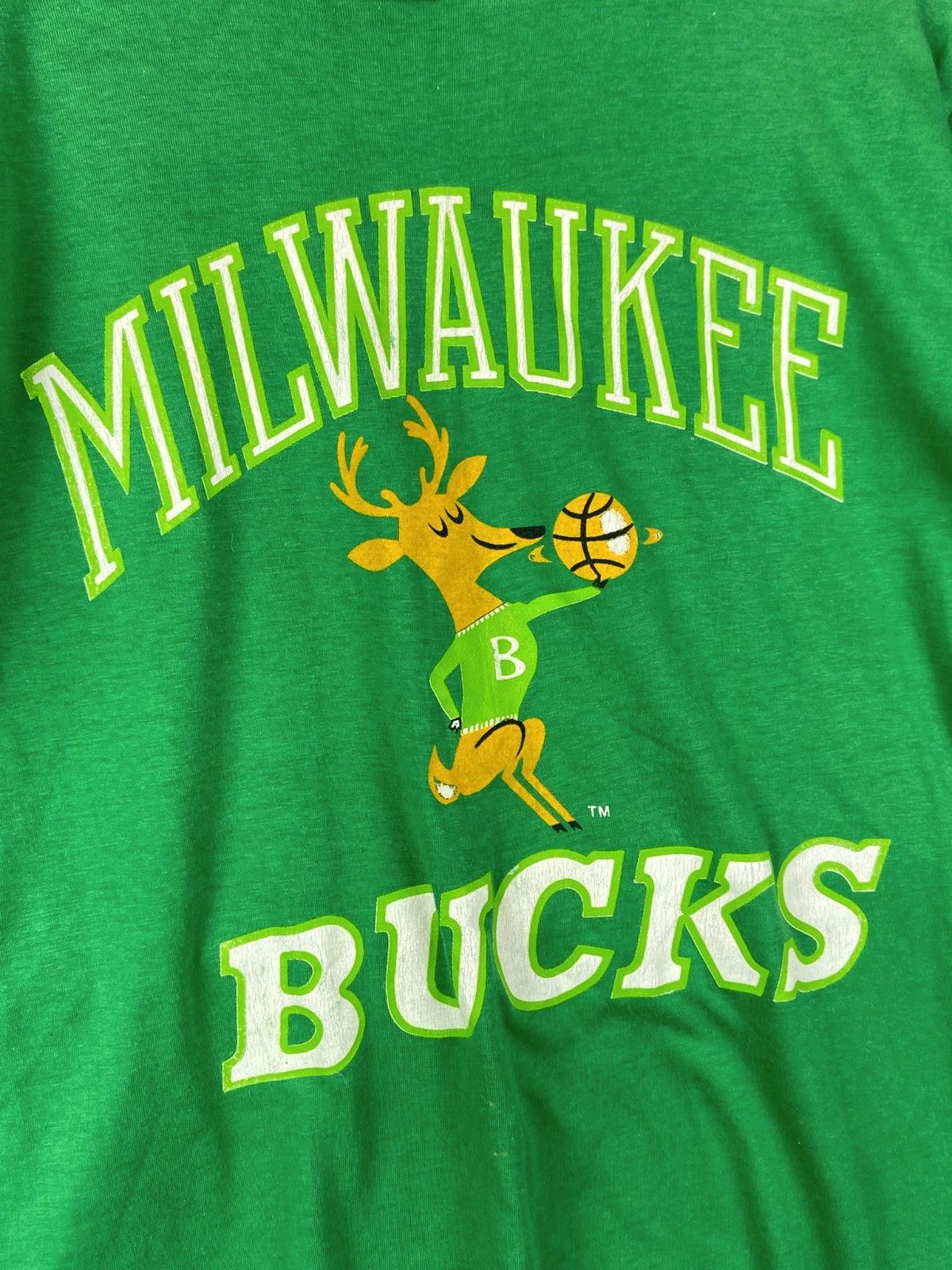Other Vintage Milwaukee Bucks NBA green tee L Size US L / EU 52-54 / 3 - 2 Thumbnail