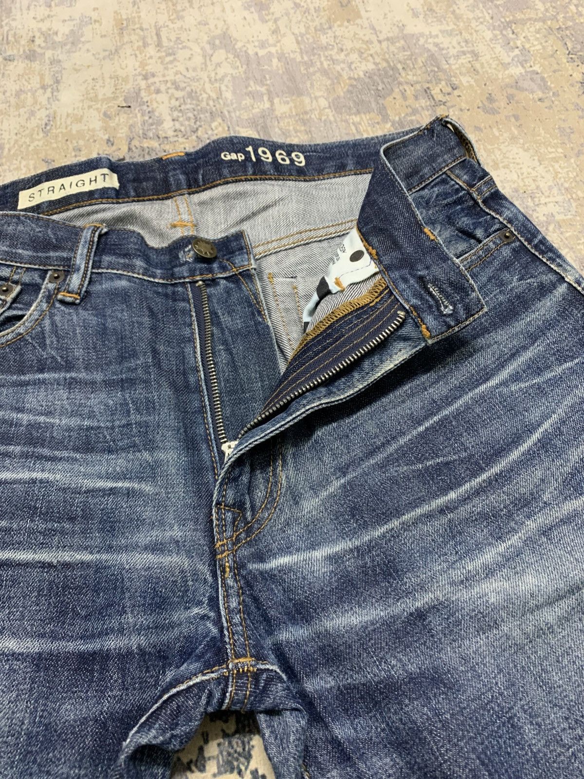 Japanese Brand Gap 1969 Vintage Distressed Dark Indigo Straight Denim Size US 33 - 6 Thumbnail