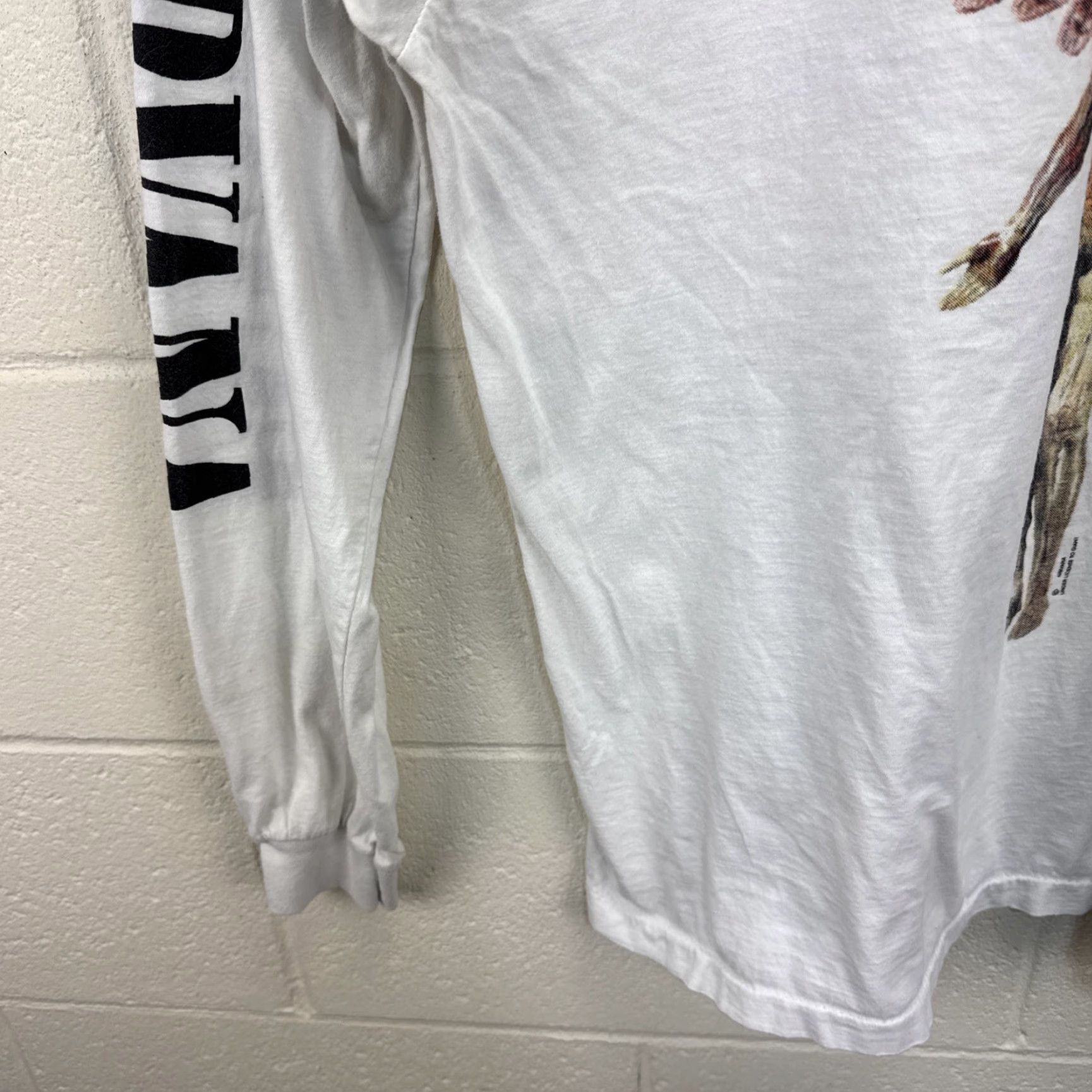 Vintage VINTAGE Nirvana In Utero Band Tee Long Sleeve Shirt Reprint White XL Sleeve Hits Size US XL / EU 56 / 4 - 6 Thumbnail