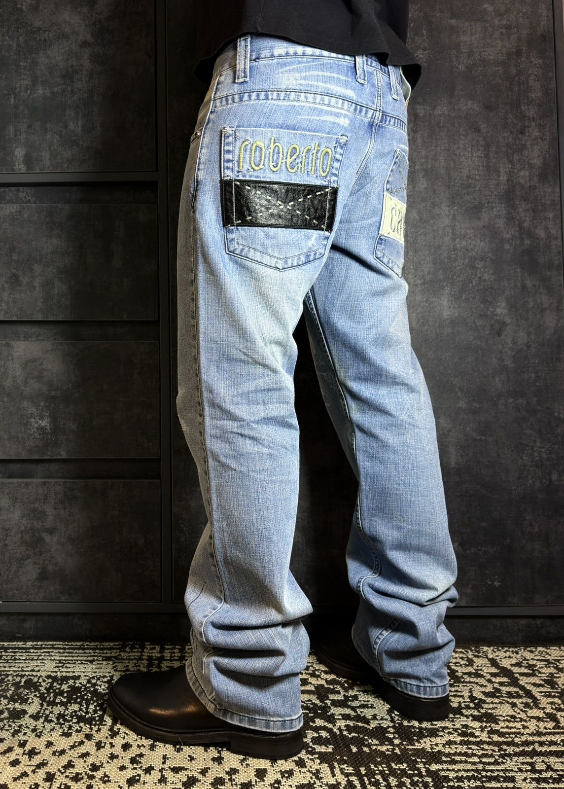 Roberto Cavalli Archive Roberto Cavalli Disstresed Y2K Jeans Dolce Hedi Dior Size US 32 / EU 48 - 1 Thumbnail