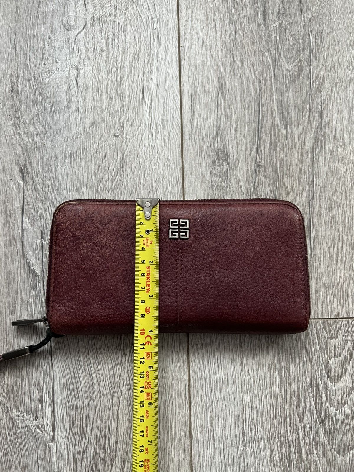 Givenchy Givenchy Leather Wallet Purse Red Luxury Size ONE SIZE - 17 Thumbnail