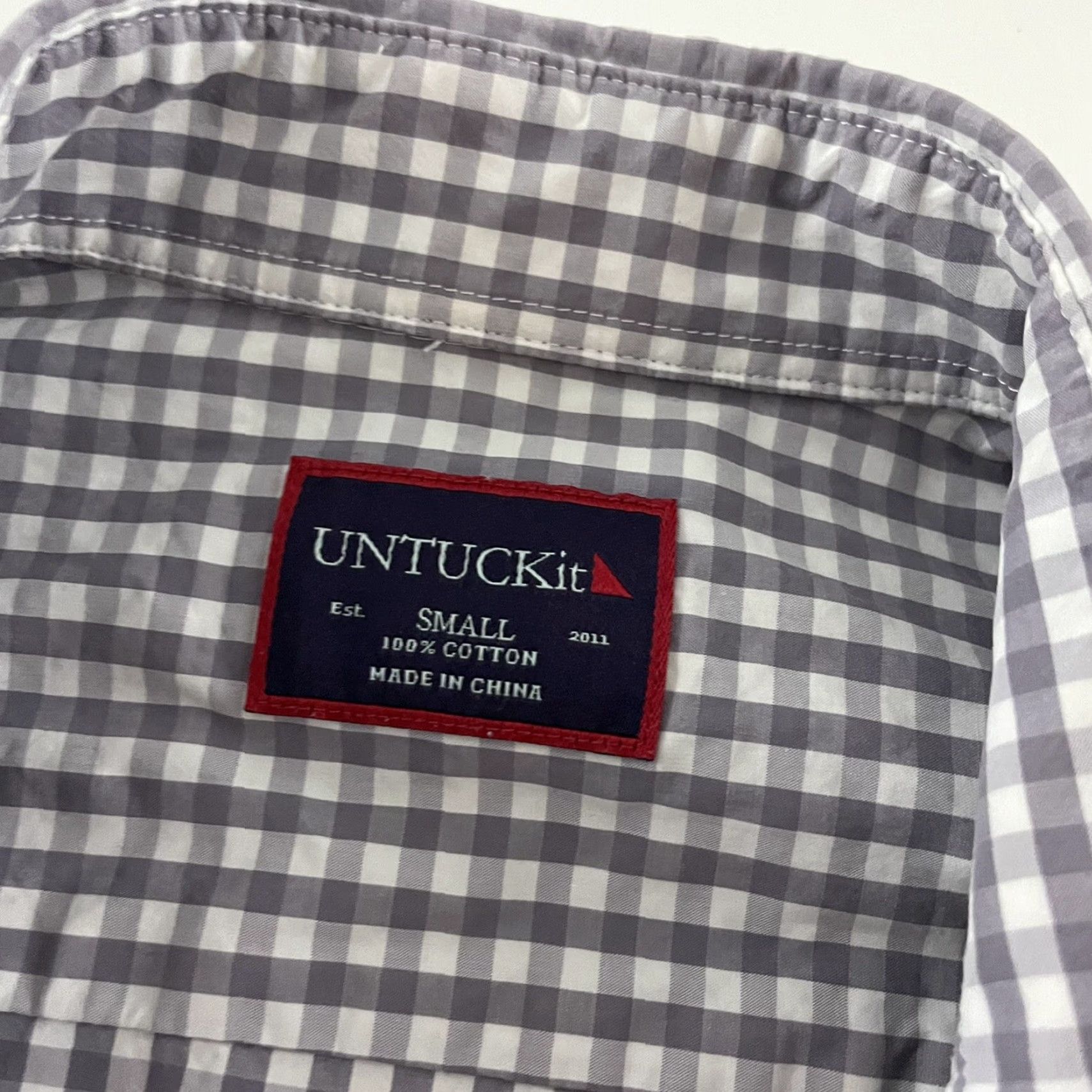 UNTUCKit UNTUCKit Plaid Long Sleeve Cotton Button Front Shirt Men’s Small Gray Purple Size US S / EU 44-46 / 1 - 2 Thumbnail