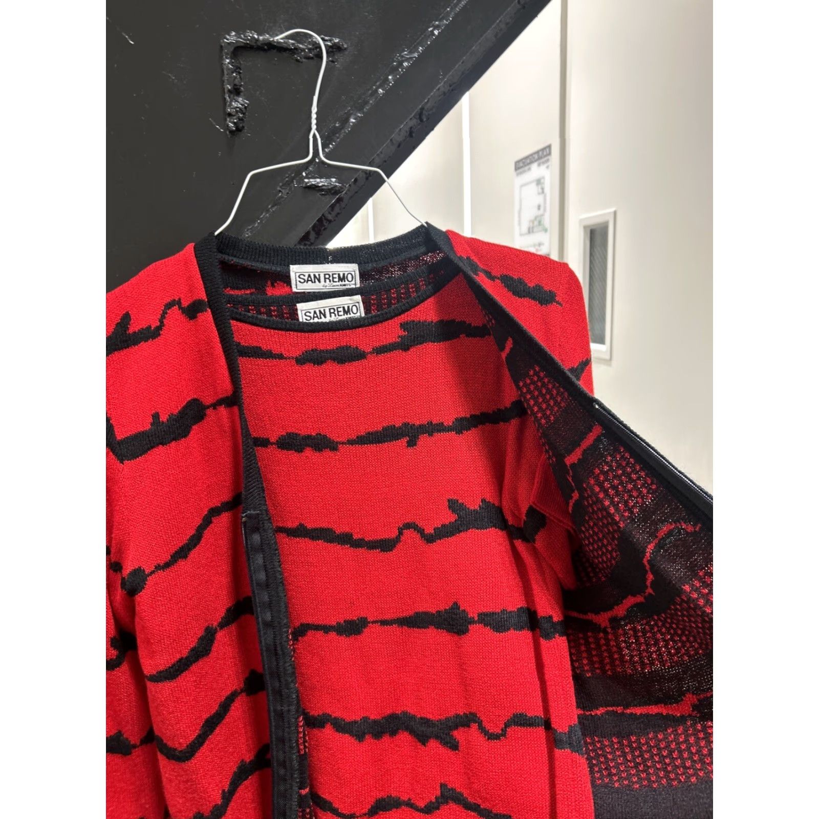 Vintage San Remo Womens Cardigan LARGE Red Zebra Buttons Size L / US 10 / IT 46 - 5 Thumbnail