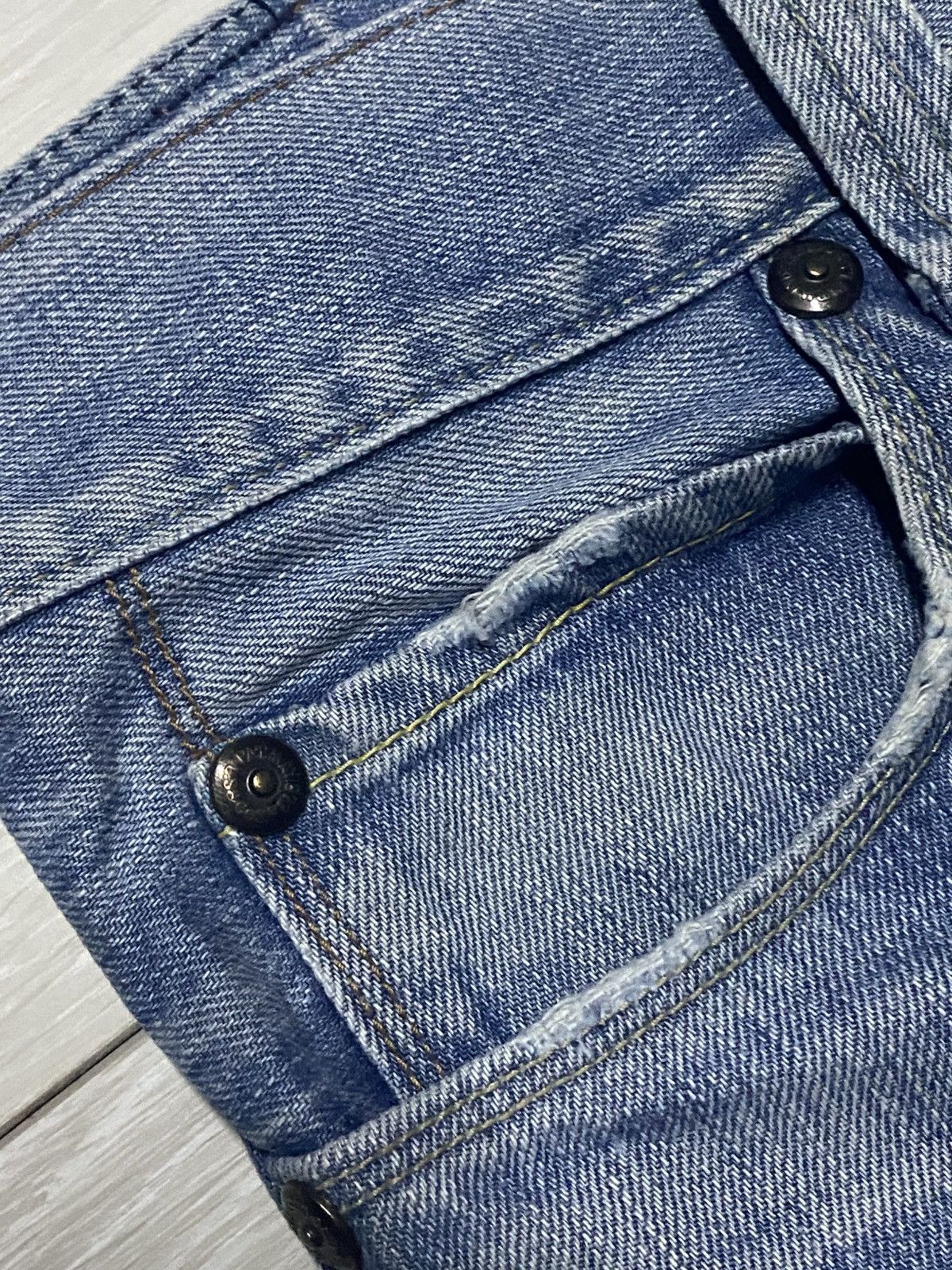 Levi's Vintage Levis 511 Faded Wash Slim Fit Distressed Jeans Size US 29 - 9 Thumbnail