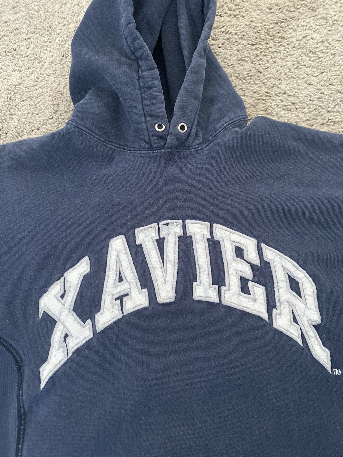 Vintage Vintage 90s Xaiver University Pullover Hoodie Size US M / EU 48-50 / 2 - 6 Thumbnail