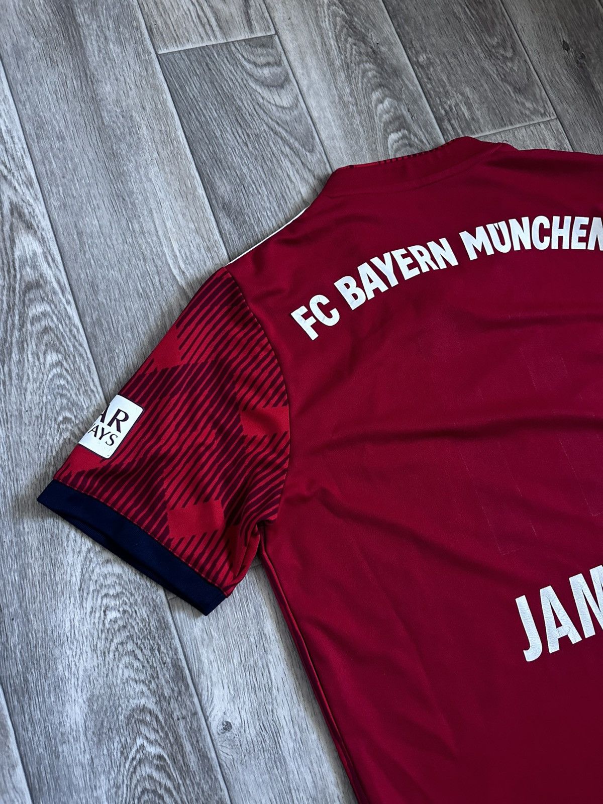 Adidas Adidas FC Bayern München Home Jersey 2018/19 James Rodríguez Size US M / EU 48-50 / 2 - 13 Thumbnail