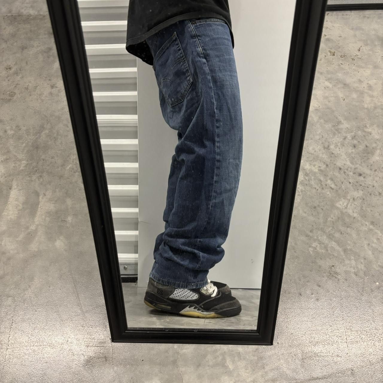 Levi's × Vintage Crazy Vintage Y2K/2000s Grunge Levis Dark Wash Denim Jeans! Size US 34 / EU 50 - 2 Thumbnail