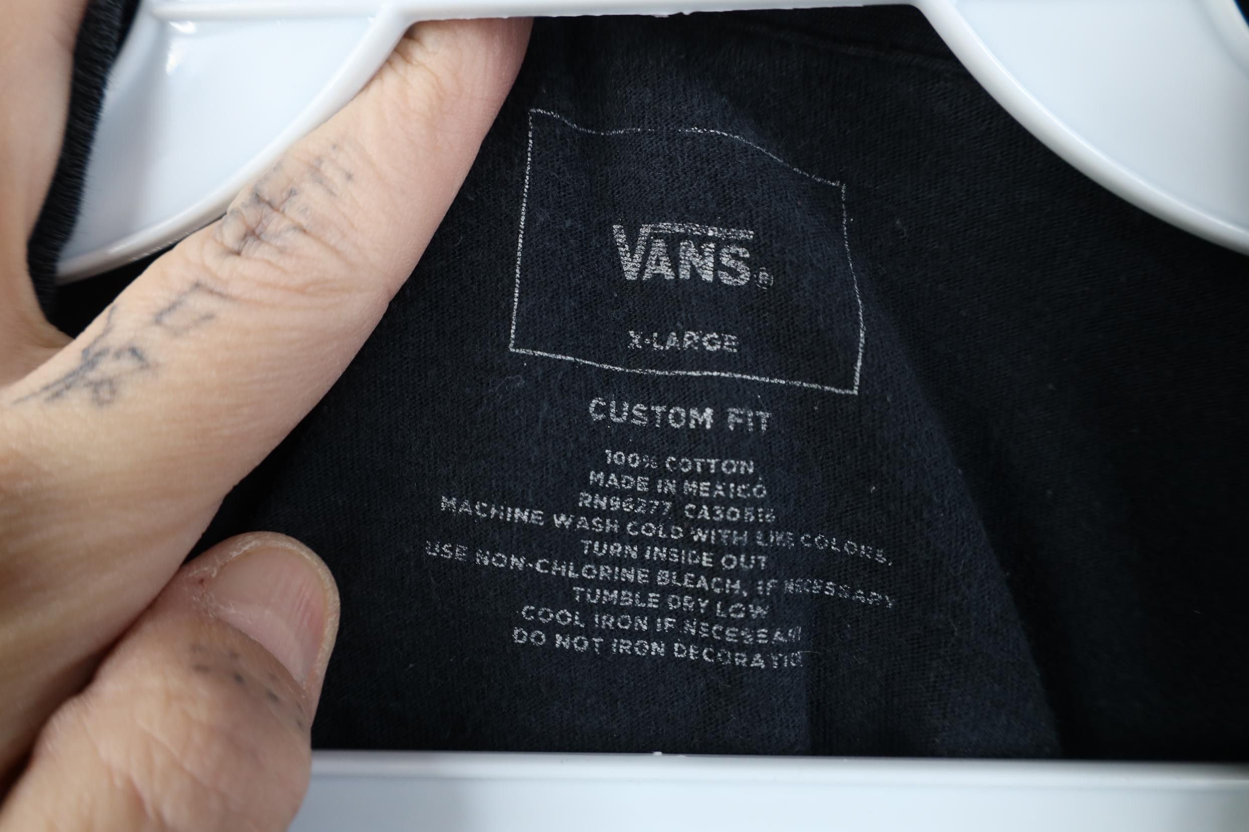Vans Vintage Y2K Vans Off The Wall Skateboard Palm Leaf T-Shirt Size US XL / EU 56 / 4 - 8 Thumbnail