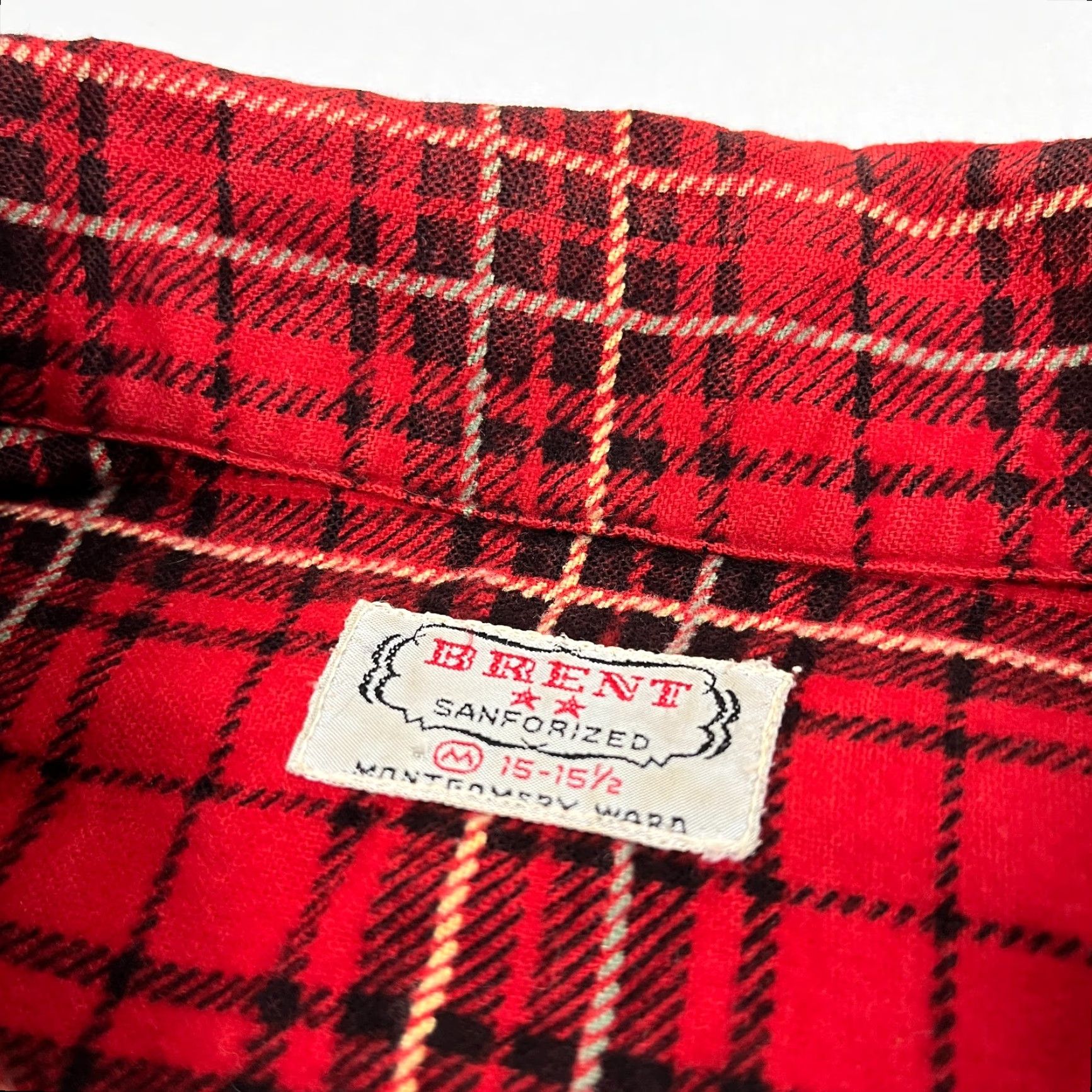 Vintage VINTAGE Montgomery Ward Brent Sanforized Shirt Mens M Red Plaid Flannel Button-Up Shirt Size US M / EU 48-50 / 2 - 2 Thumbnail