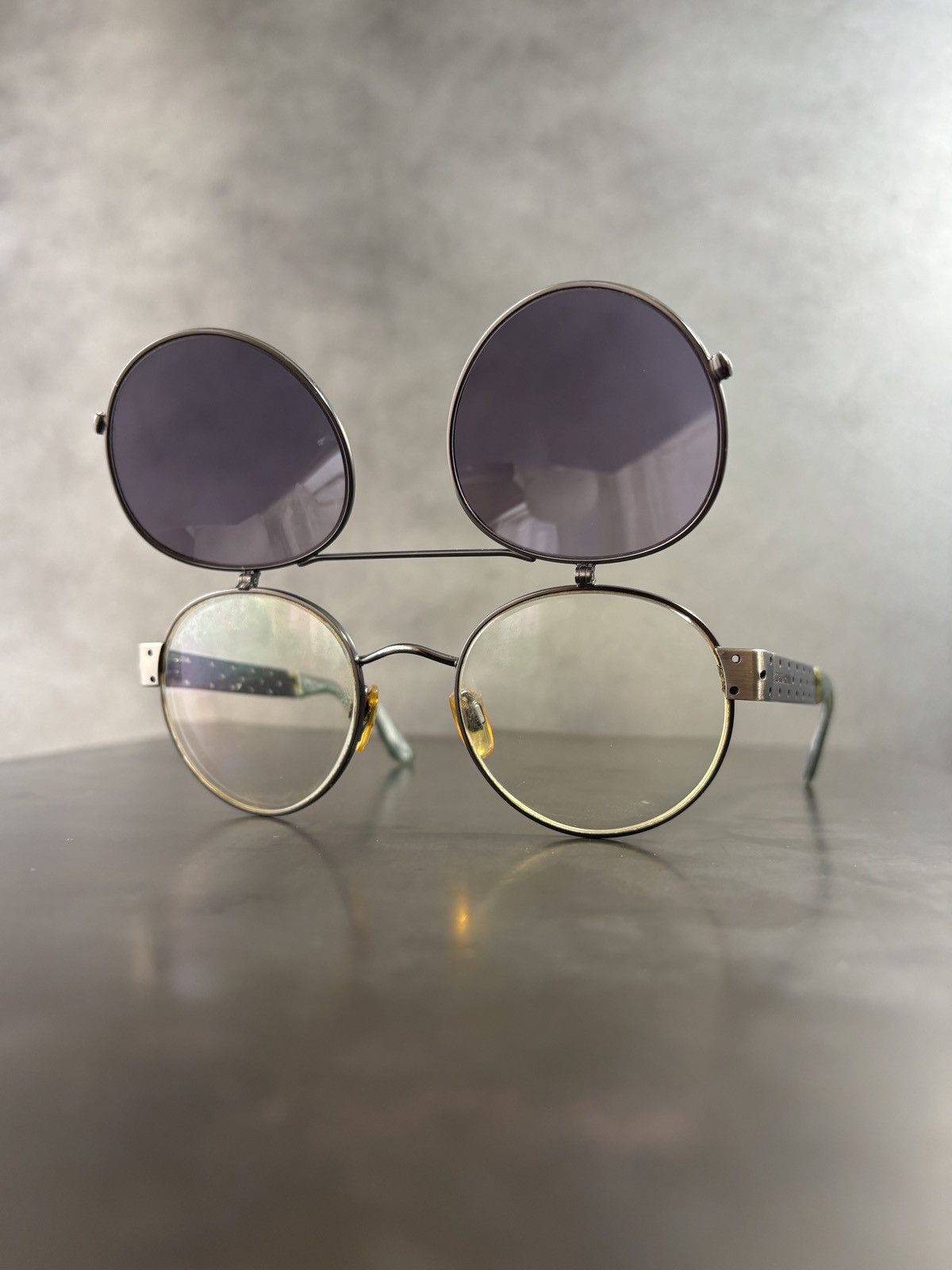 Giorgio Armani Vintage Giorgio Armani Sunglasses Frames Flip Up Glasses 657 Size ONE SIZE - 23 Thumbnail