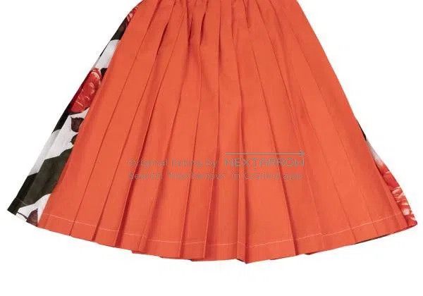 Comme des Garcons Comme des Garcons size S Red retro pattern pleated overski Size 23" - 6 Thumbnail