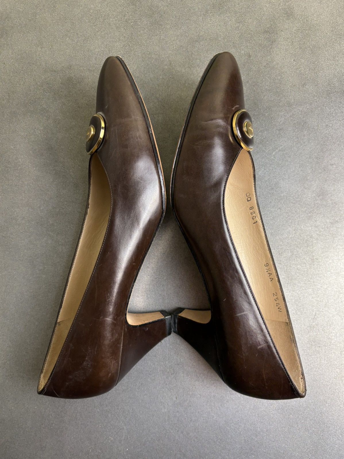 Salvatore Ferragamo × Vintage Vintage Ferragamo Heels Brown Leather Slip On 1980s Box Size US 9.5 / IT 39.5 - 13 Thumbnail