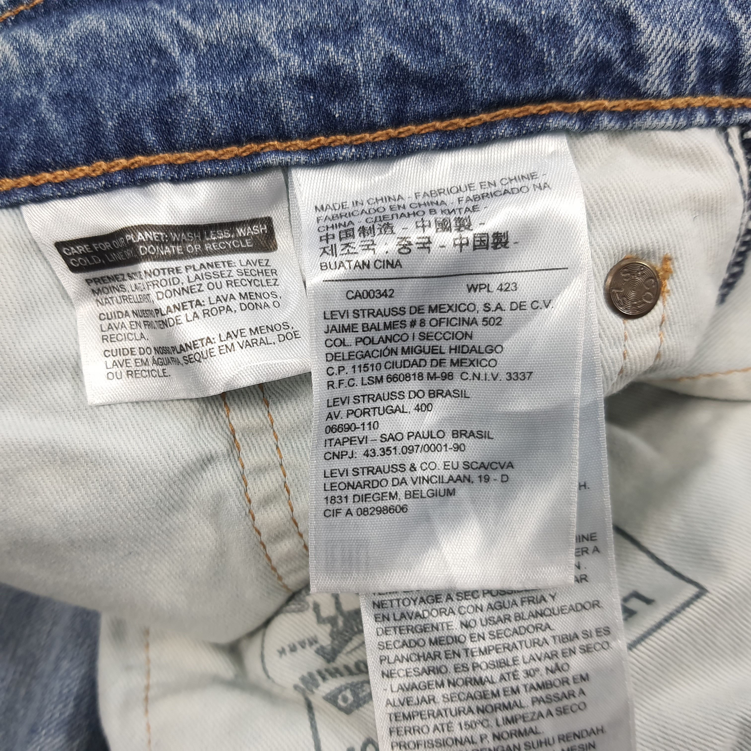 Levi's × Levi's Vintage Clothing × Vintage Vintage Levi's Premium San Francisco Distressed Jeans Size US 30 / EU 46 - 11 Thumbnail