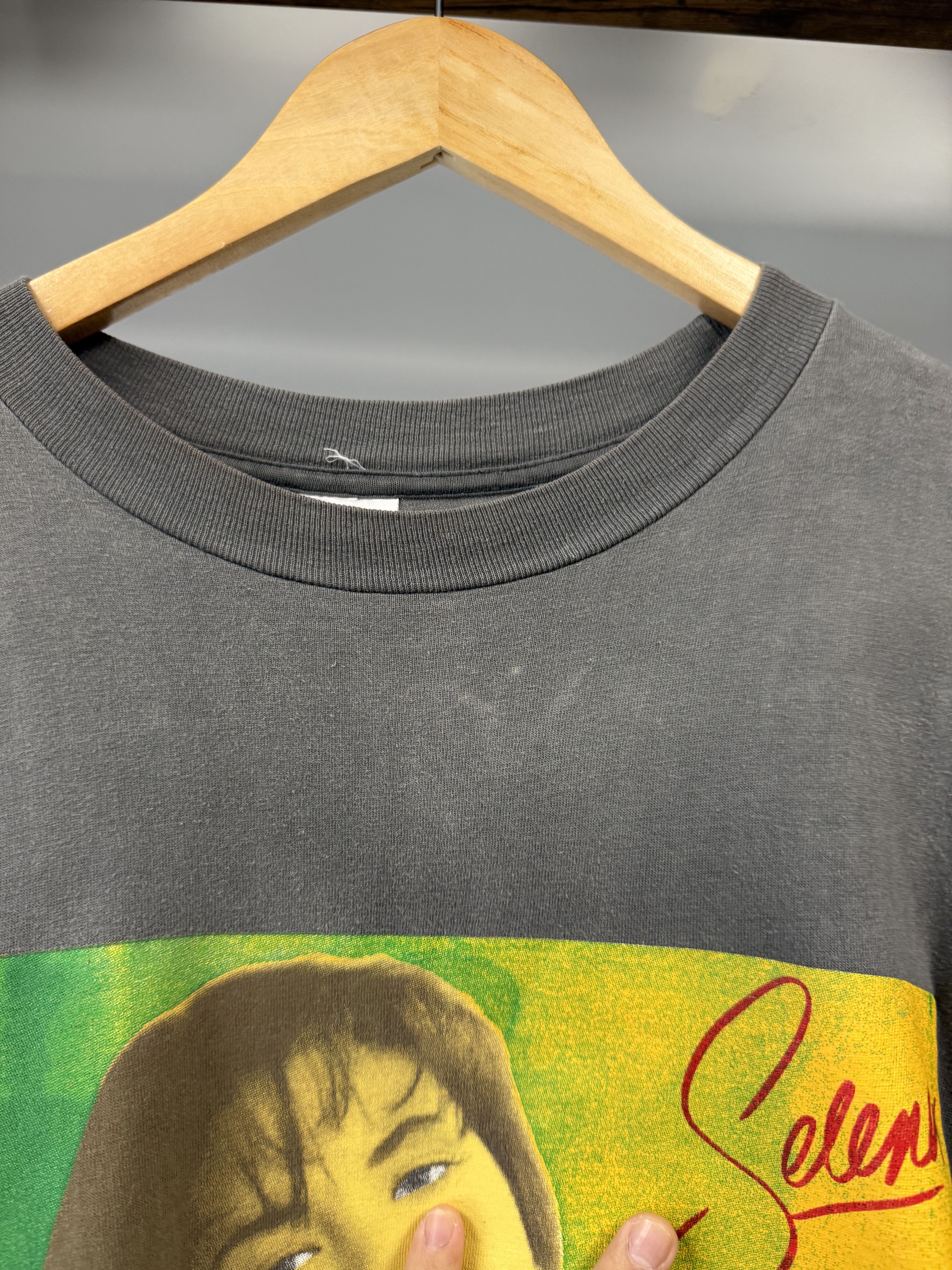 Vintage 90s Selena "Amor Prohibido" Tee - Size XL Size US XL / EU 56 / 4 - 7 Thumbnail