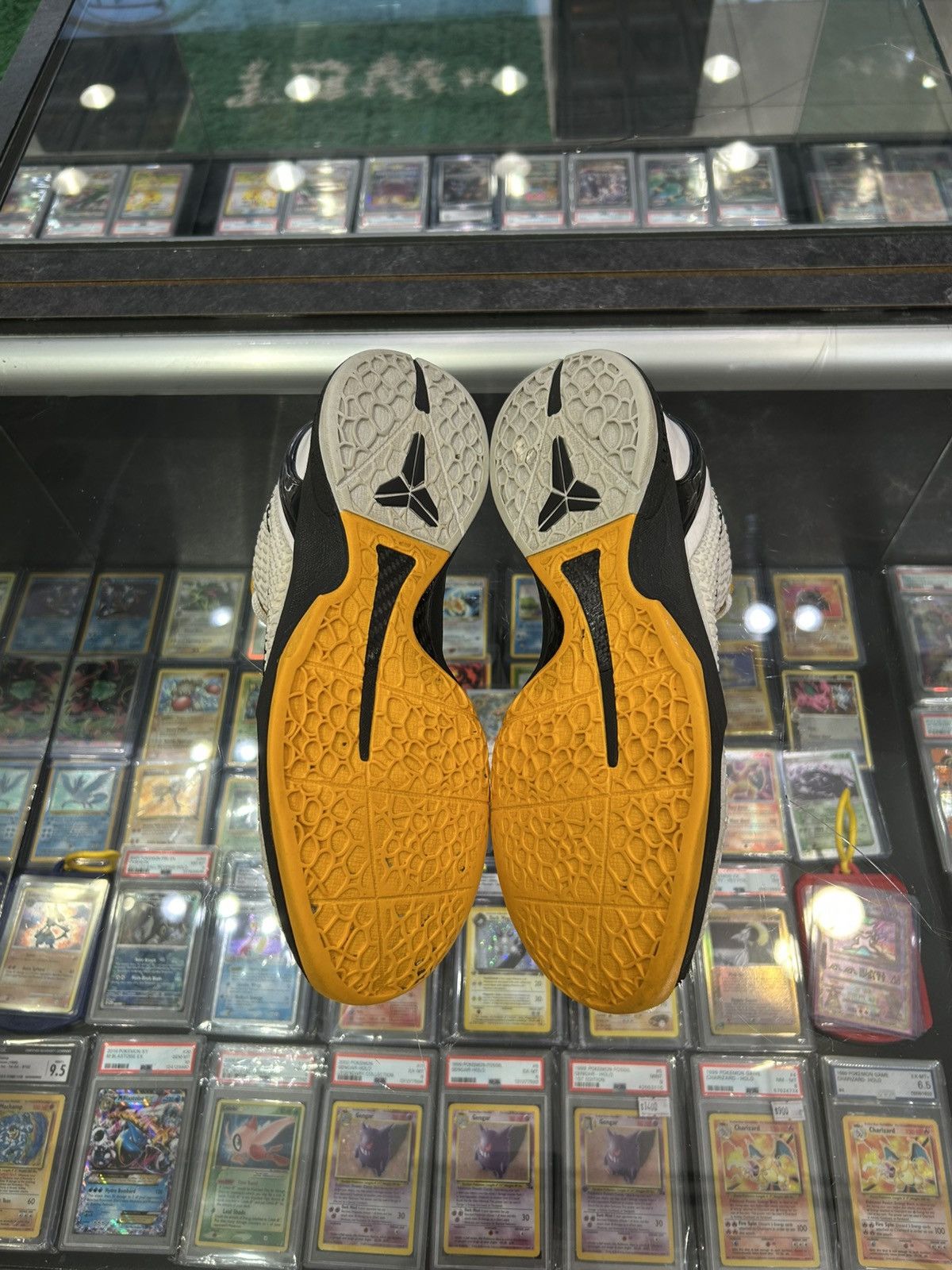 Nike Kobe 8 Del Sol Size US 9 / EU 42 - 9 Thumbnail