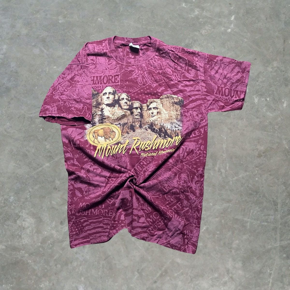 Fruit Of The Loom Mount Rushmore All Over Print Graphic T Shirt Mens Size M Size US M / EU 48-50 / 2 - 1 Thumbnail