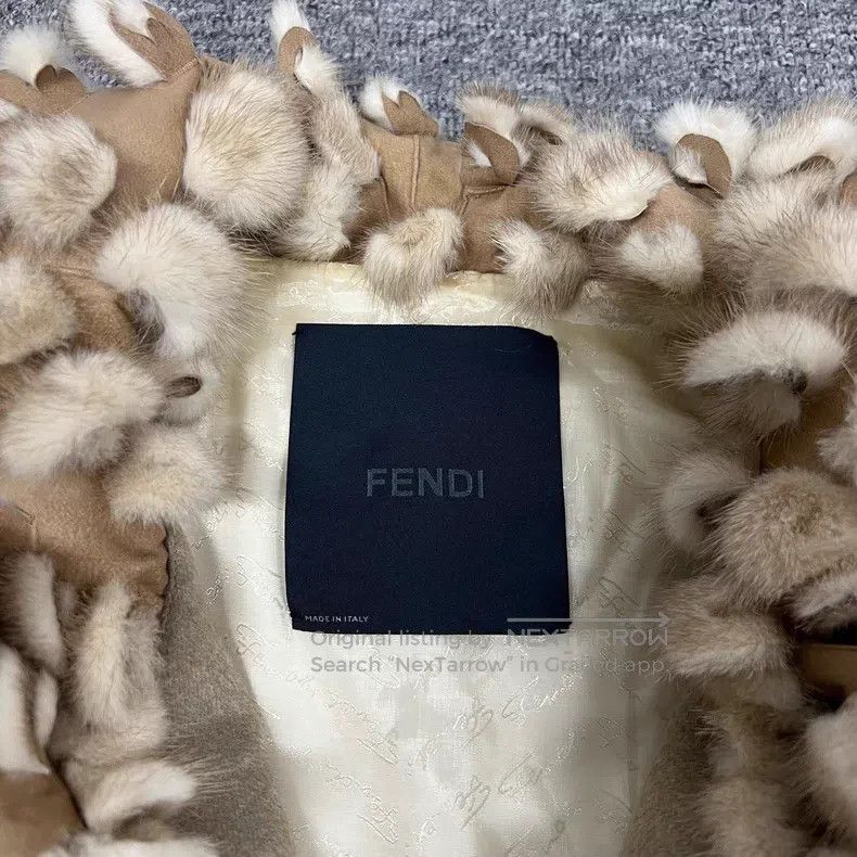 Fendi Fendi Show model heavy duty rabbit fur flower collar fur a Size XS / US 0-2 / IT 36-38 - 3 Thumbnail