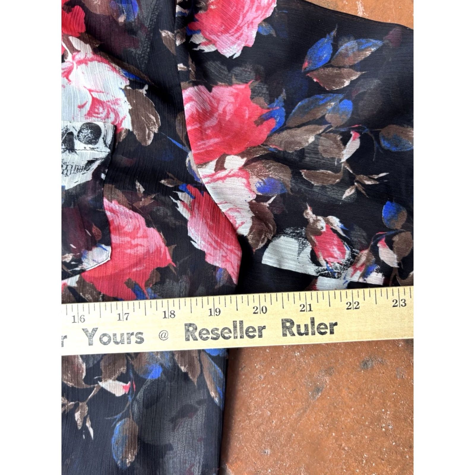 47 Rock 47 Skull Roses Floral Long Sleeve Shirt Blouse Women’s Small Size S / US 4 / IT 40 - 4 Thumbnail