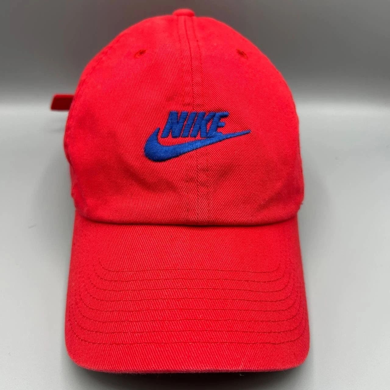 Nike Nike Heritage86 Hat Men Red Blue Embroidered Strap Back Cap Size ONE SIZE - 1 Thumbnail