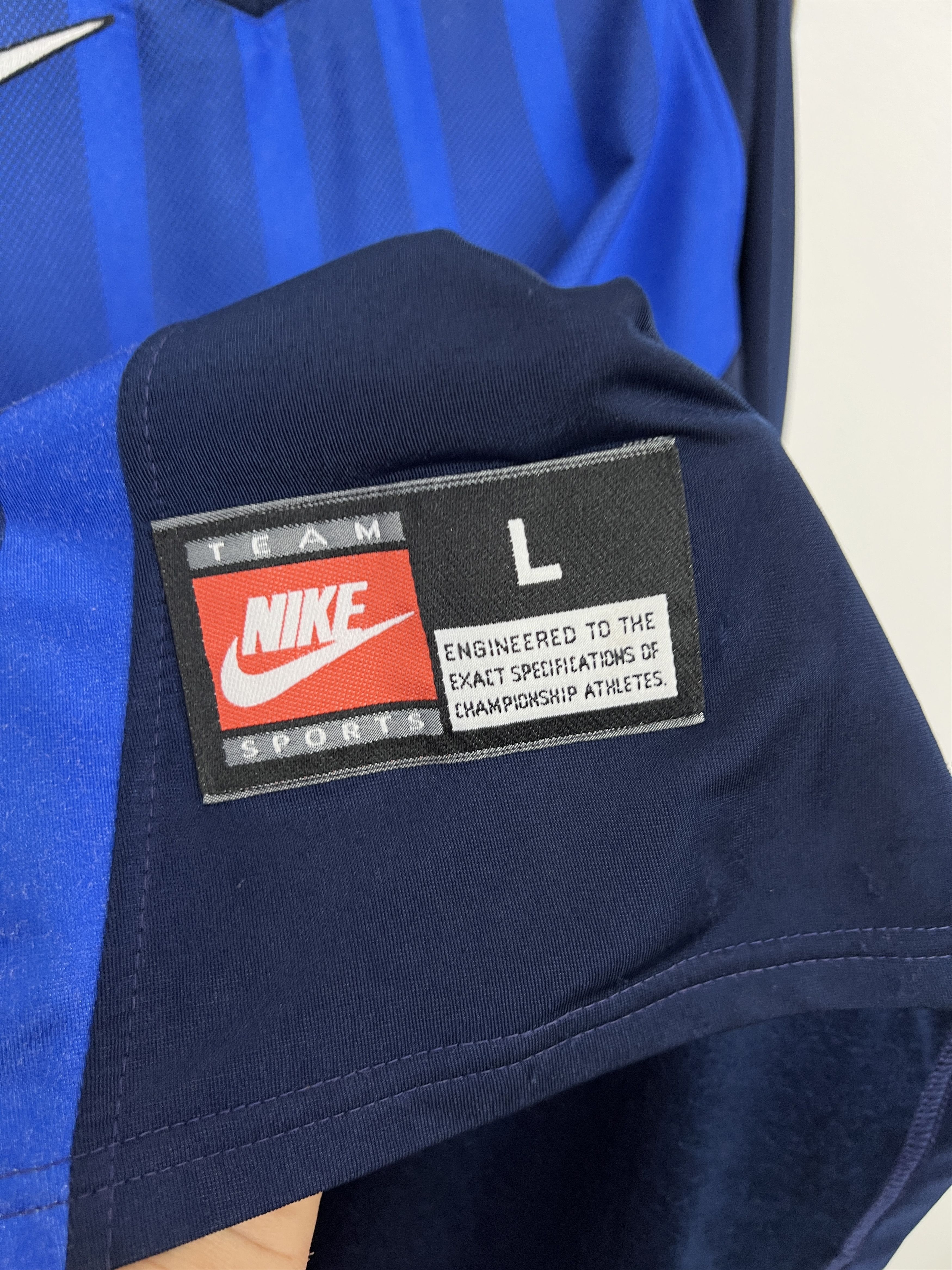 Nike Vintage 90's Nike Goalkeeper Template Football Shirt Soccer Size US L / EU 52-54 / 3 - 4 Thumbnail