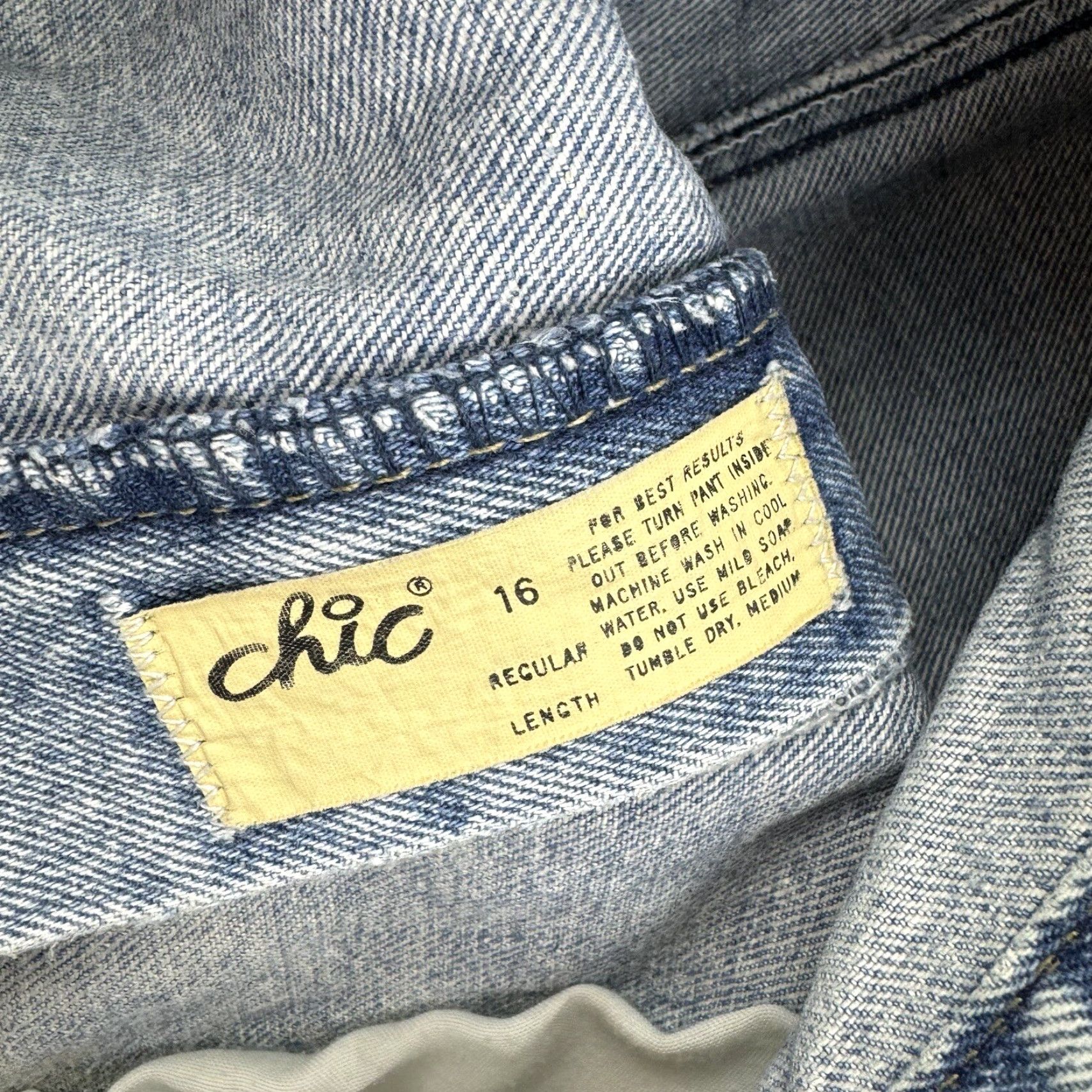 Vintage VINTAGE Chic Jeans Womens 16 Blue High Waist Mom Jeans USA Chic Regular Jeans 16 Womens Boyfriend? Size 38" / US 16 / IT 52 - 5 Thumbnail