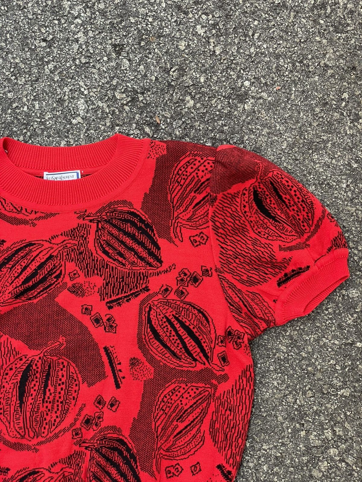 Yves Saint Laurent 90s Knitted Sweater (short sleeve) Size S / US 4 / IT 40 - 2 Thumbnail