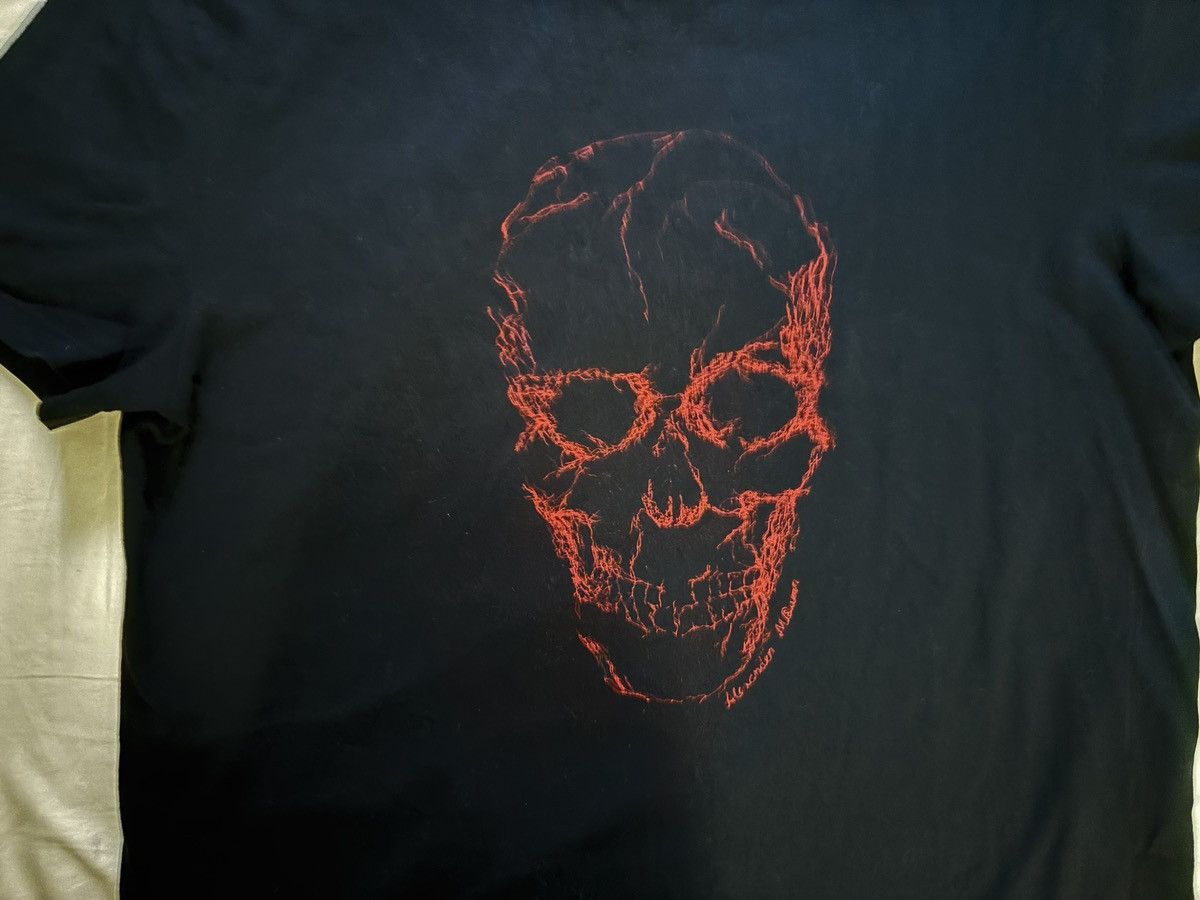 Alexander McQueen Rare Alexander McQueen Skull Print T-shirt Size US M / EU 48-50 / 2 - 3 Thumbnail