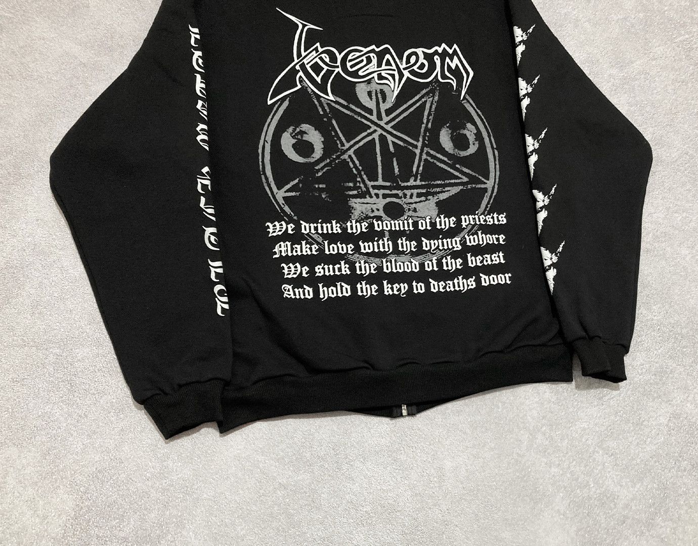 Band Tees Zip-hoodie Venom - black metal (mayhem , bathory burzum) Size US L / EU 52-54 / 3 - 7 Thumbnail