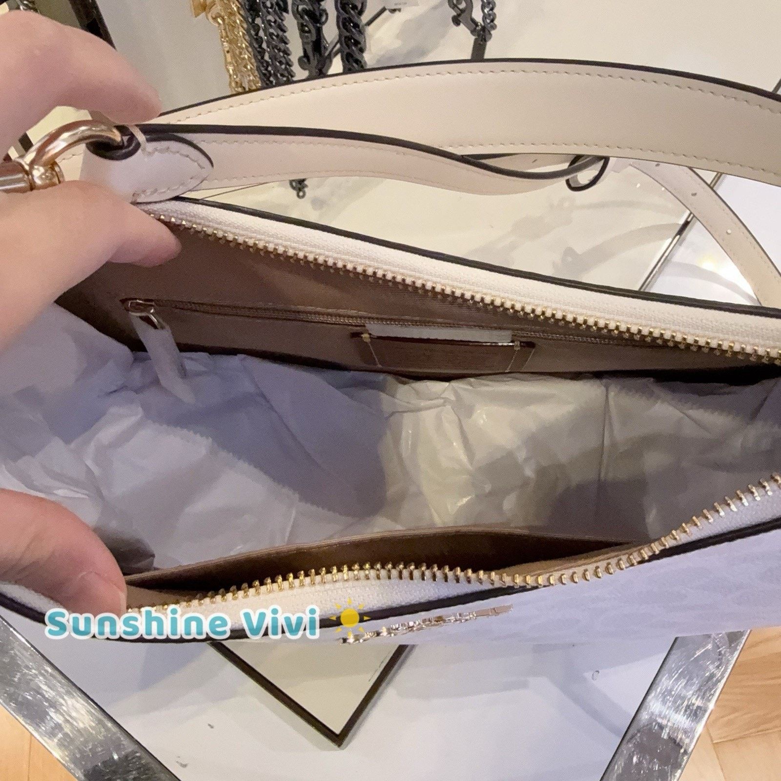 Coach NWT Coach Teri Hobo Bag Signature Canvas/CV940 WHITE/CHALK Size ONE SIZE - 7 Thumbnail