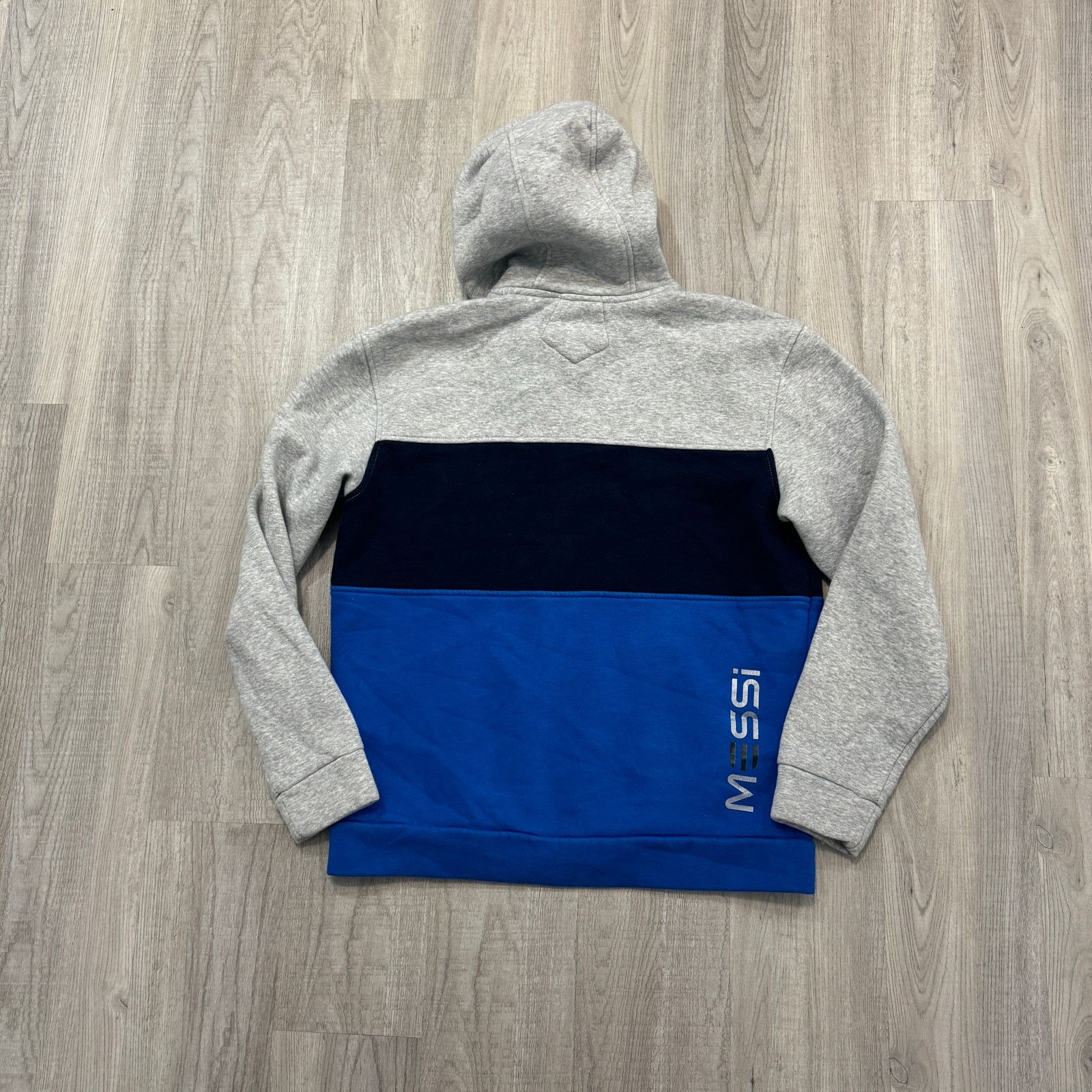 Other Lionel Messi Sweatshirt Men's Medium Gray Blue Soccer Size US M / EU 48-50 / 2 - 6 Thumbnail