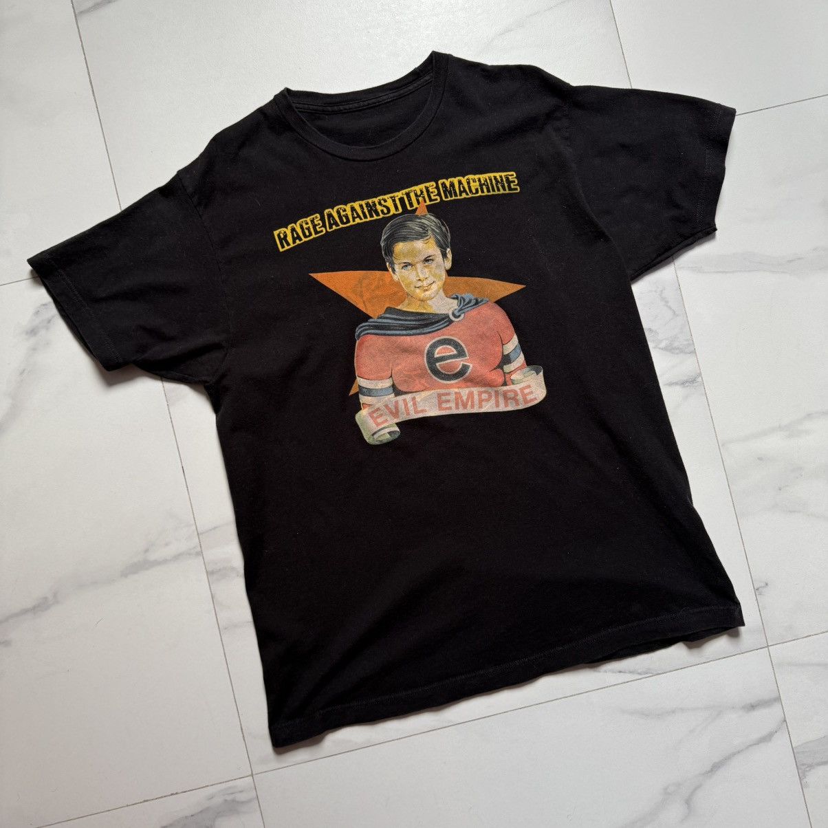 Band Tees × Rage Against The Machine × Vintage Vintage Rage Against The Machine Evil Empire Tee Size US L / EU 52-54 / 3 - 4 Thumbnail