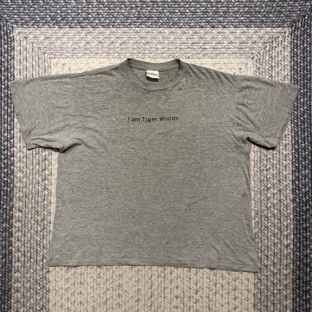 Nike Rare & Distressed Vintage Nike X Tiger Woods Grey Tees Size US L / EU 52-54 / 3 - 1 Thumbnail