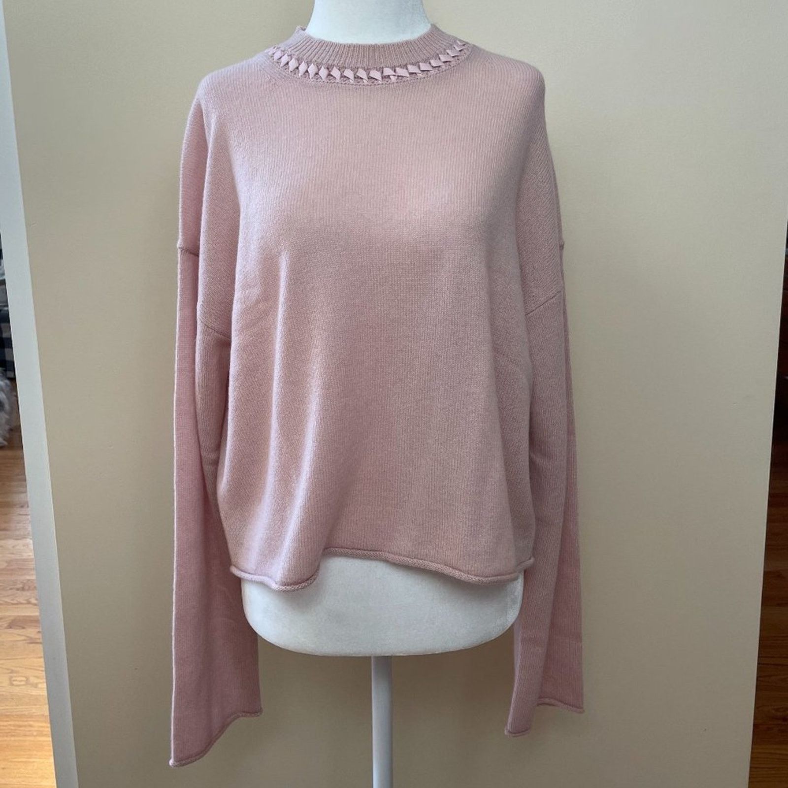 Theory Ribbon-Trim Cropped Cashmere Sweater from Theory Size L / US 10 / IT 46 - 1 Thumbnail