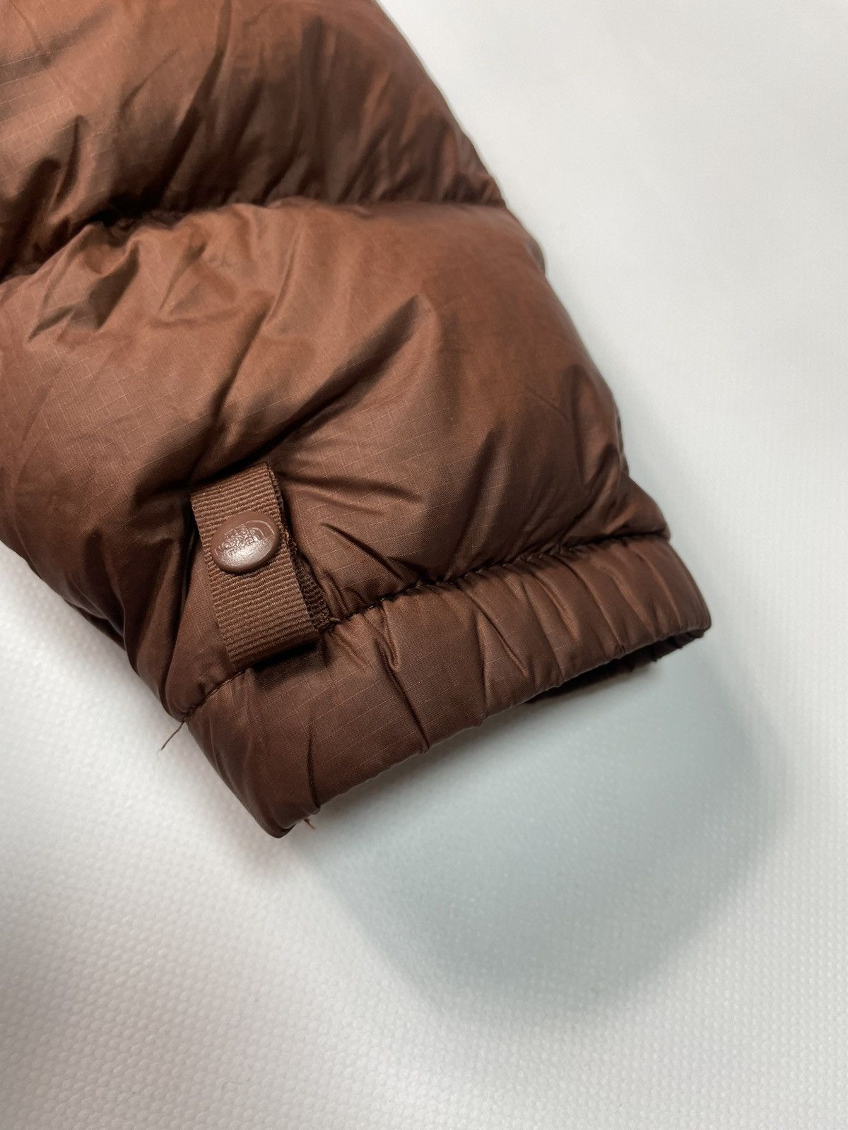 The North Face TNF 700 Nuptse Puffer Jkt Brown Kendall Jenner Retro Sz M Size M / US 6-8 / IT 42-44 - 15 Thumbnail