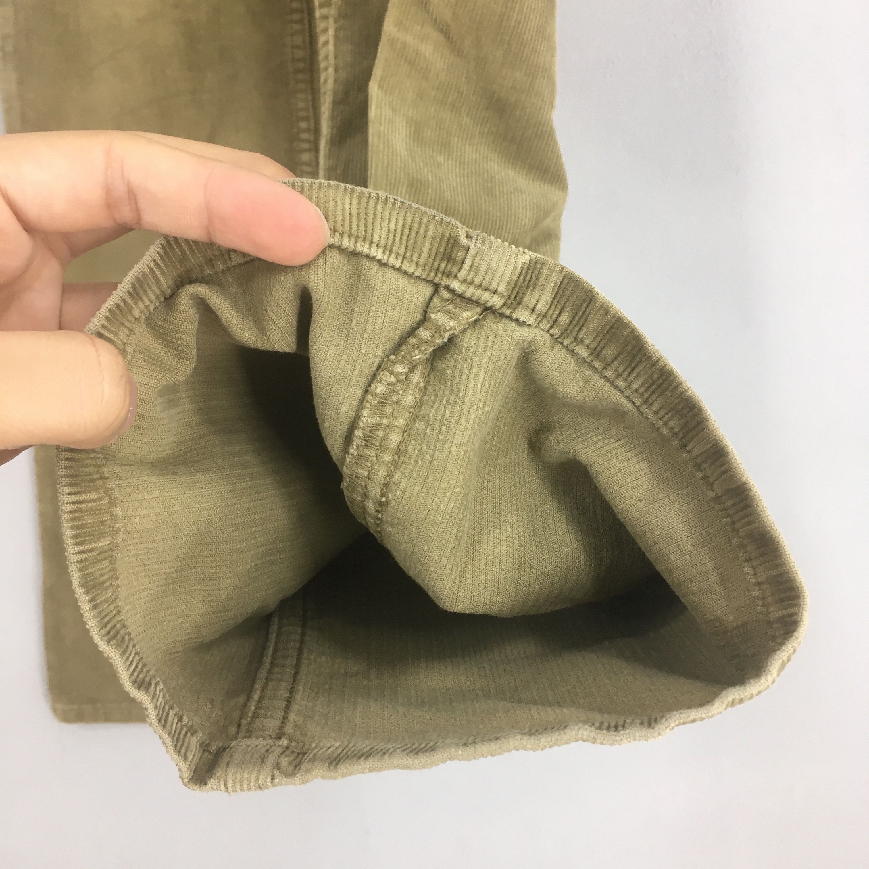 Levi's 29x32.5 Vintage Levi's 517 Corduroy Bootcut Pants S2005 Size US 29 - 5 Thumbnail