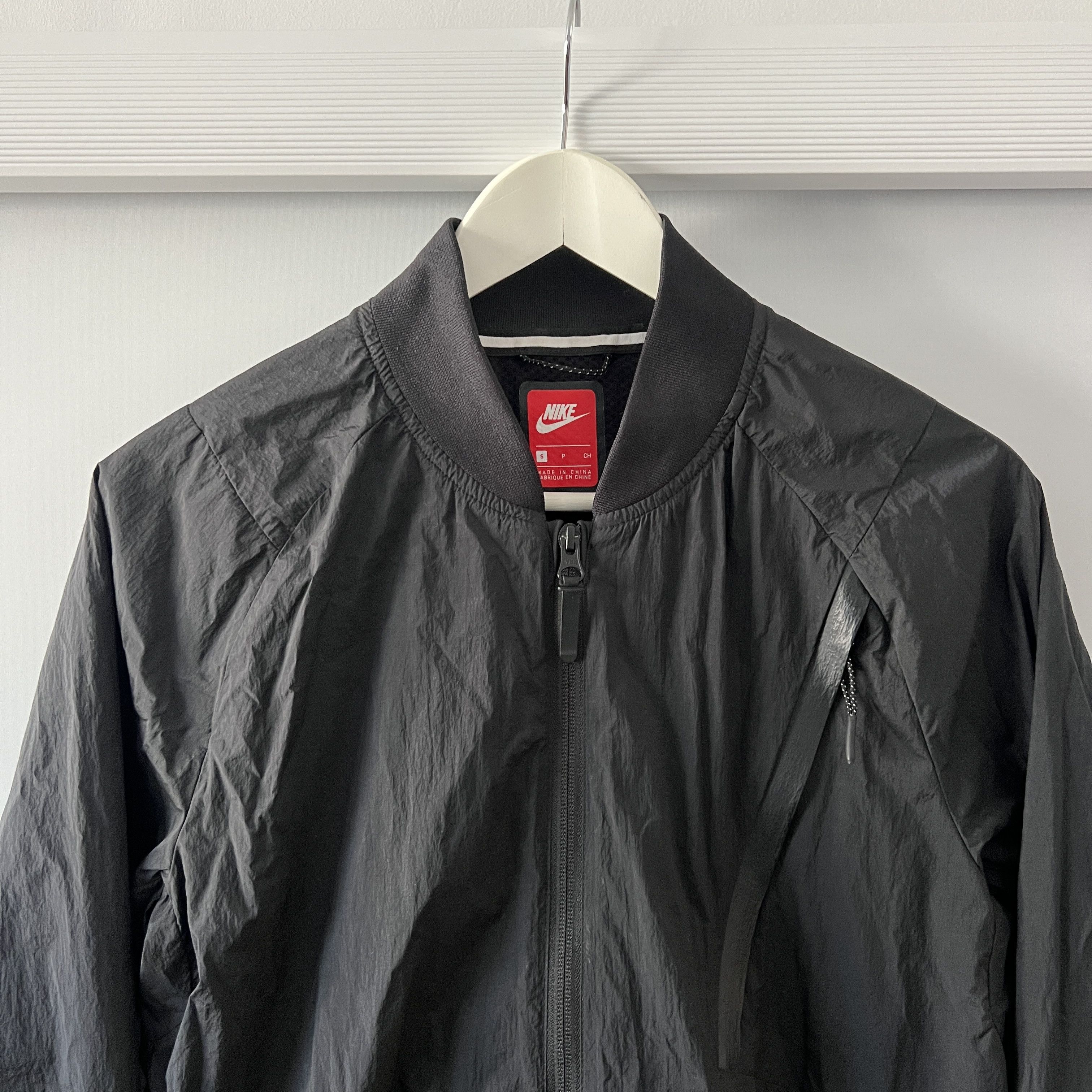 Nike Nike Tech Hypersmesh Varsity Athletic Black Light Jacket S Size US S / EU 44-46 / 1 - 5 Thumbnail