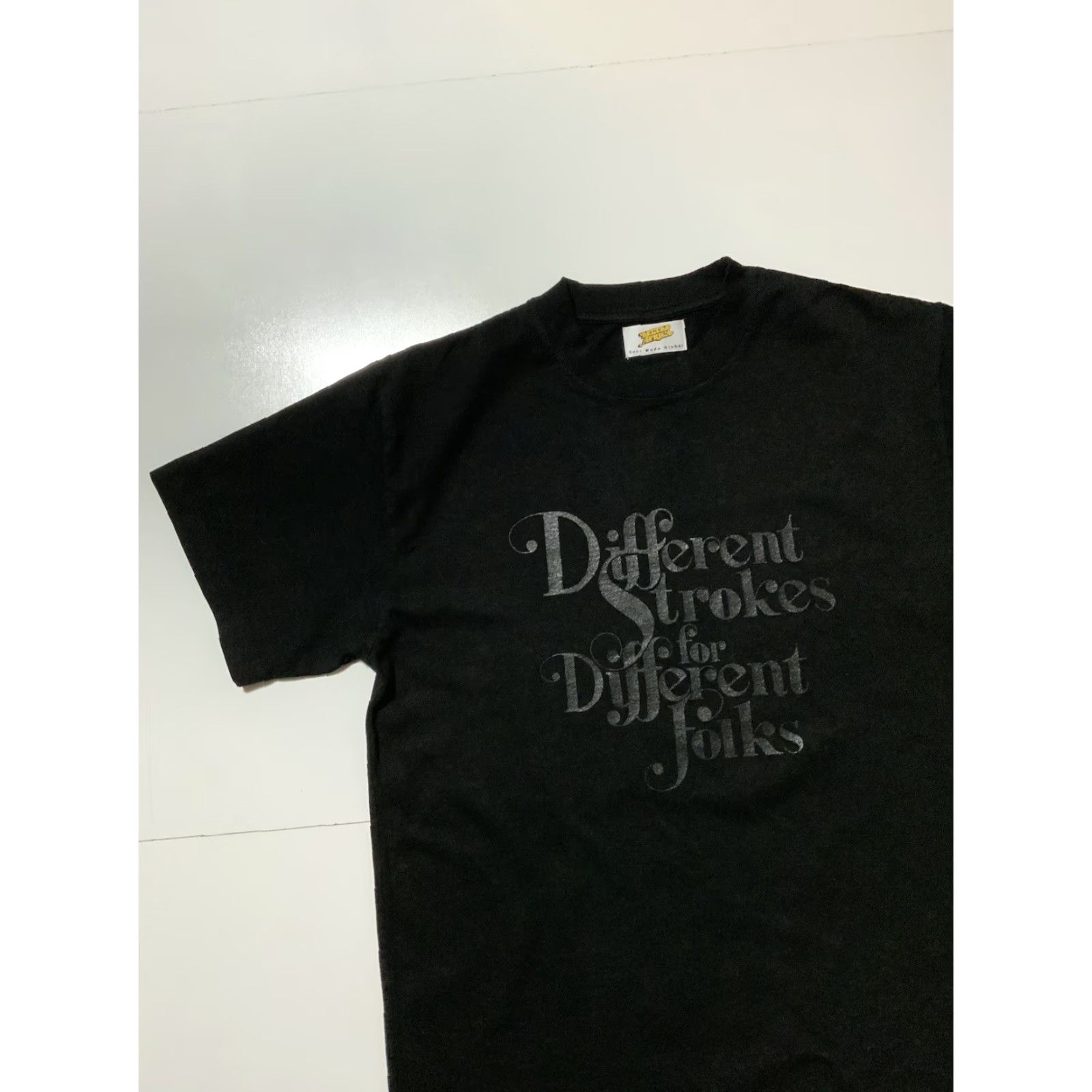 Vintage Little Africa Soul Global Different Strokes For Different Folks Black T-Shirt SM Men S Shirt Black Nike Size US S / EU 44-46 / 1 - 3 Thumbnail