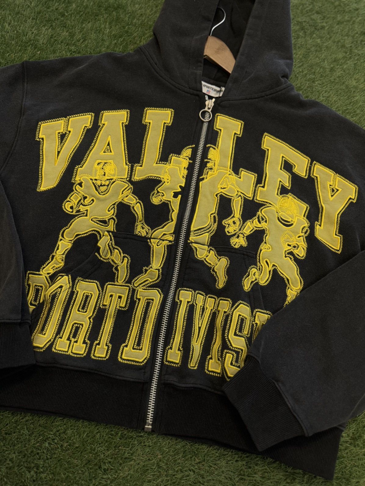Vale Vale Hoodie Zip Up Black Yellow Size Large (NEW) Size US L / EU 52-54 / 3 - 4 Thumbnail