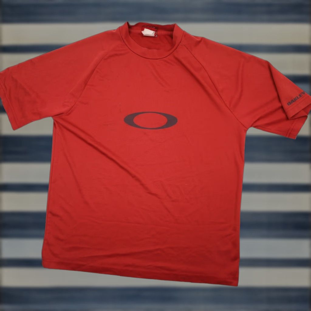 Oakley VINTAGE Oakley Mens Medium Classic Logo Athletic Shirt Red Shirt Mens M Red Oakley Classic Logo Athletic Shirt Size US M / EU 48-50 / 2 - 1 Thumbnail