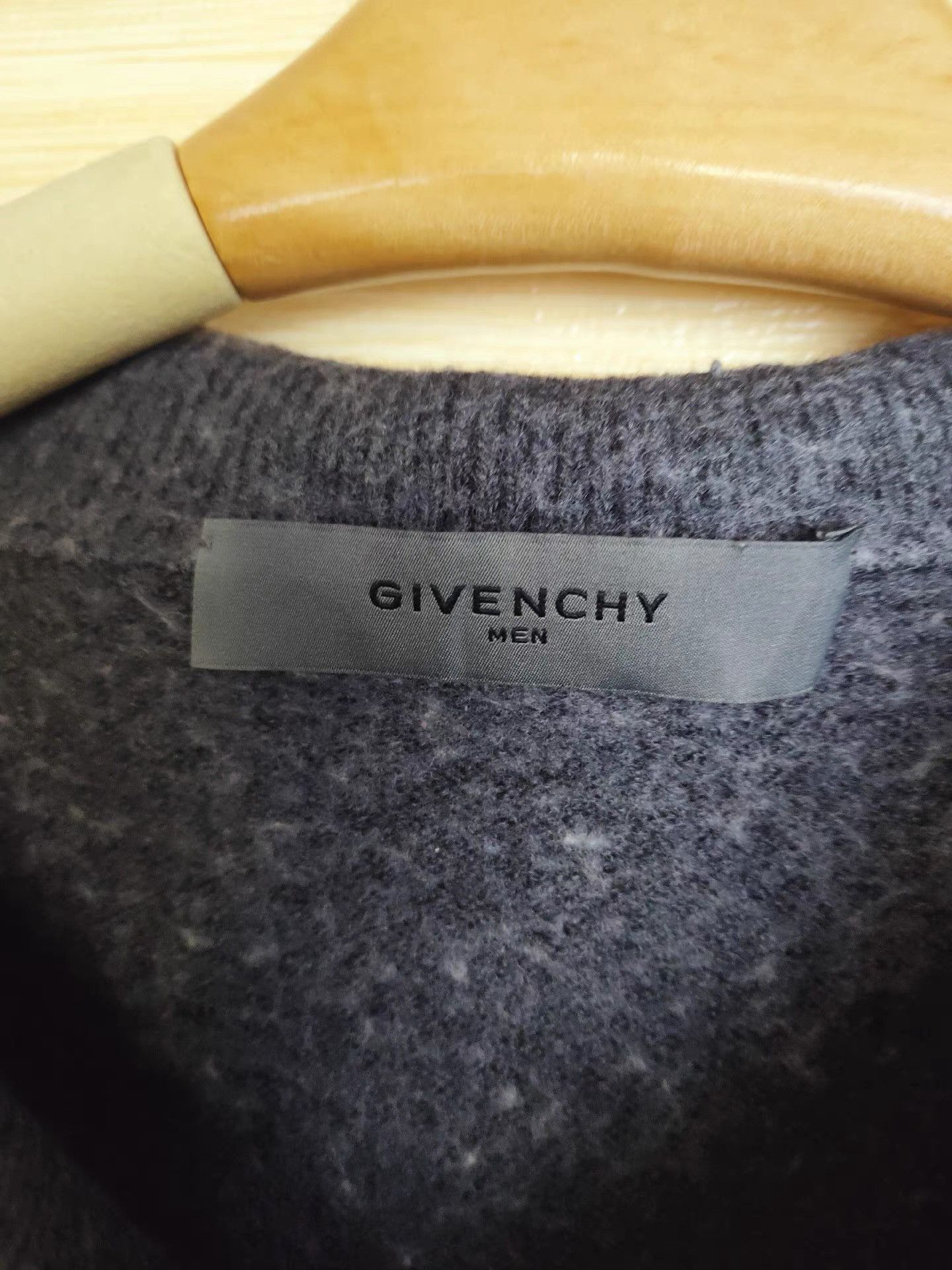 Givenchy Givenchy Men's Wool Sweater K29 Size US L / EU 52-54 / 3 - 3 Thumbnail